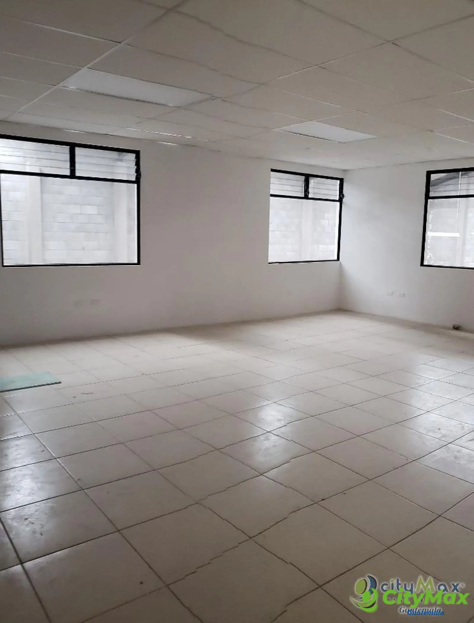 Ofibodega en venta en Quetzaltenango con 490 m2 totales - foto 11