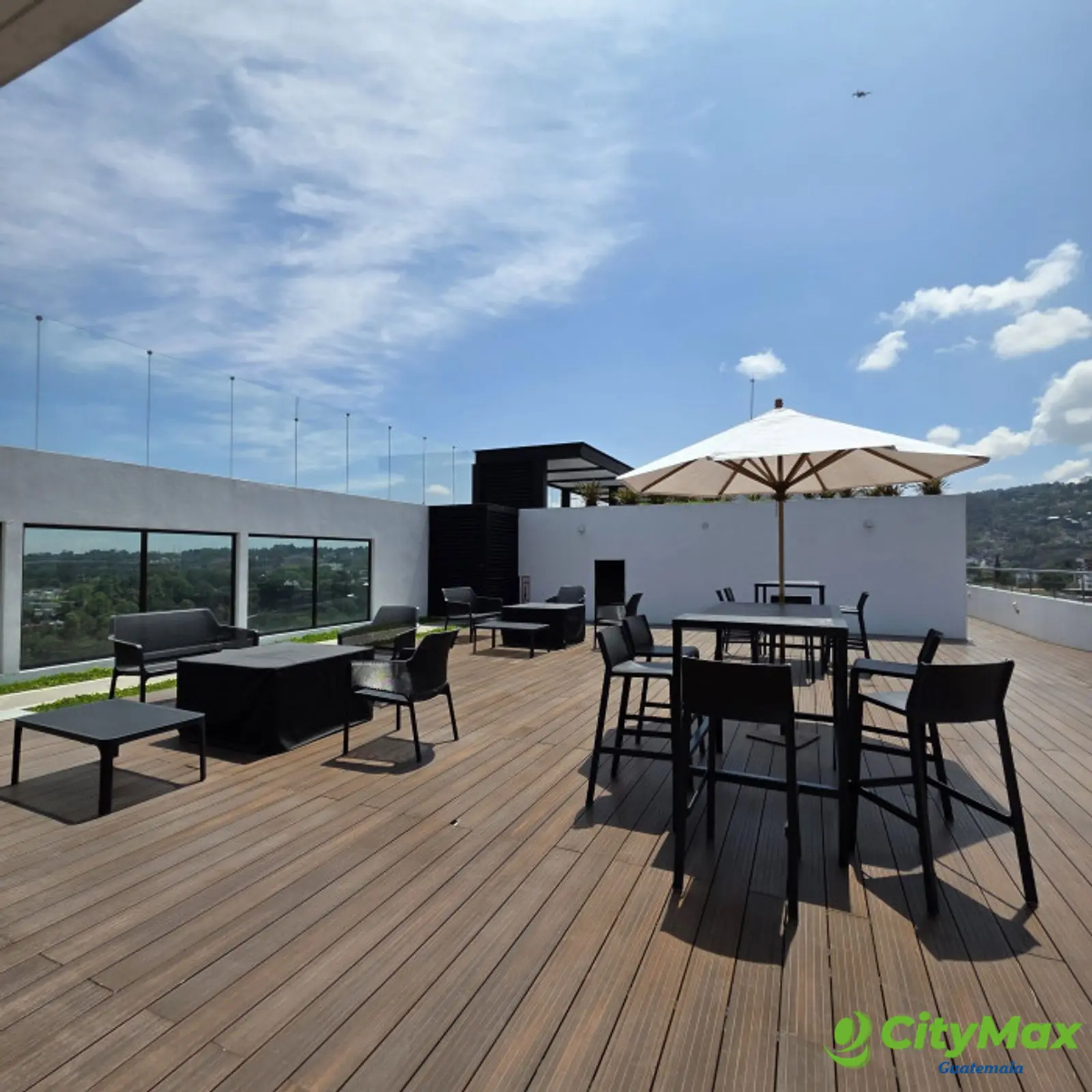 Pent House amueblado en venta lindas vistas zona 15  - foto 13