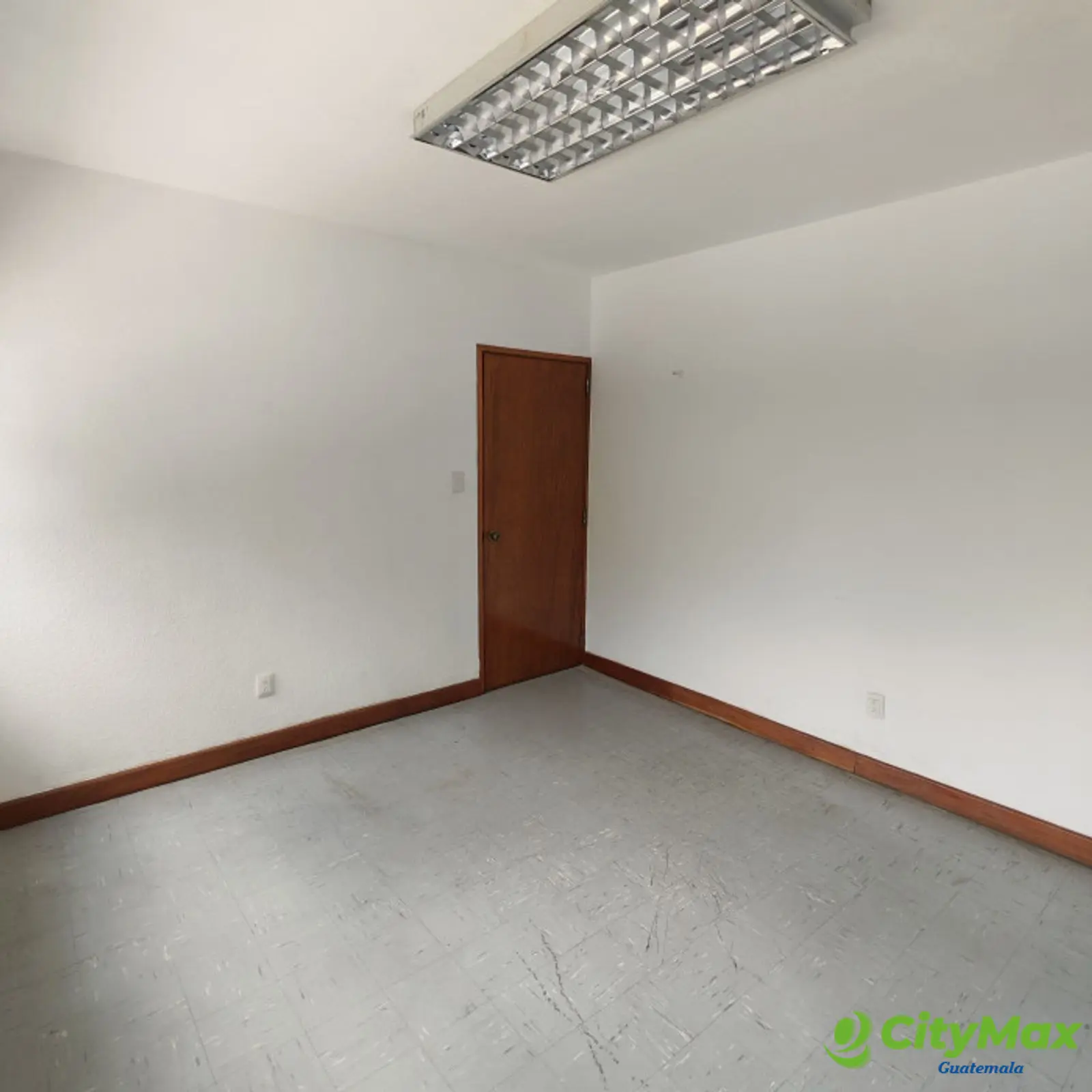 Casa ideal Oficinas en Renta zona 14 - foto 24