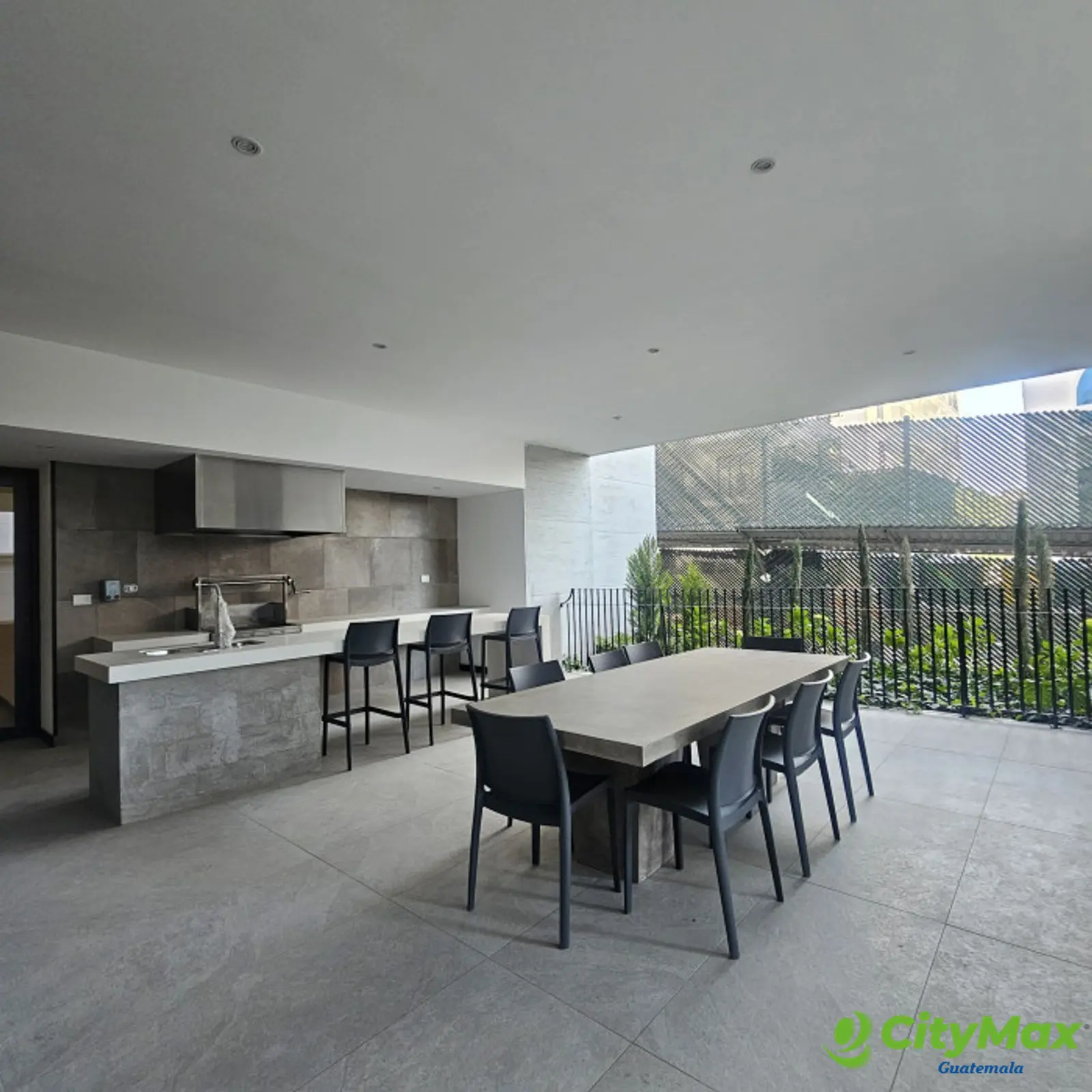 Apartamento en Venta en Nogales de Cayala Z.16 - foto 2