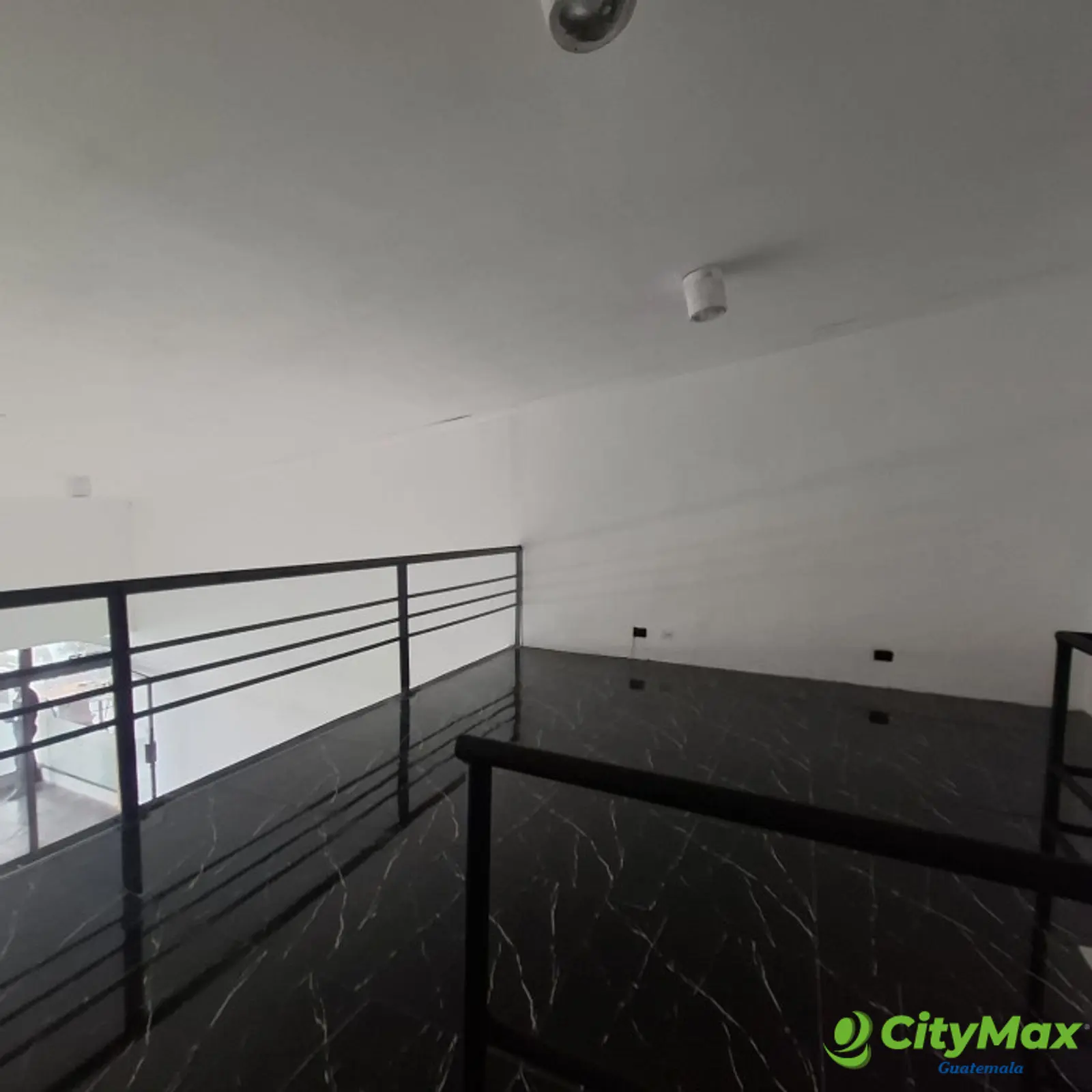 Local comercial en Alquiler en Zona 10 Guatemala - foto 6