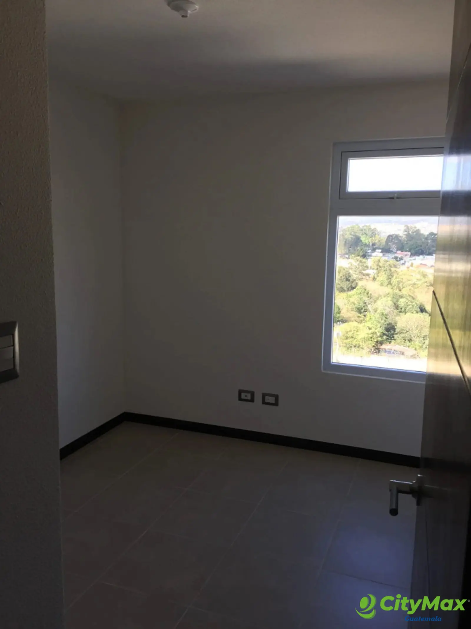 En Venta Apartamento En Villasol Zona 12 - foto 10