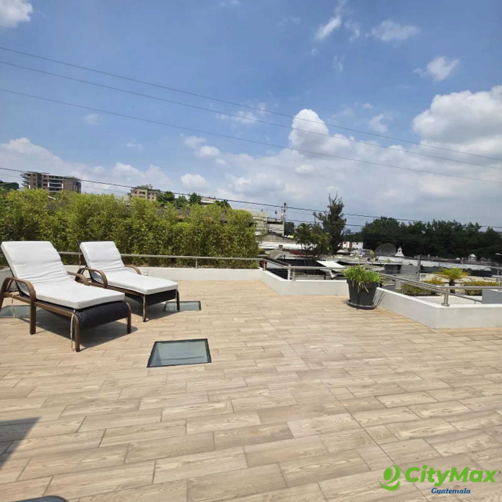 Exclusiva Casa en Venta en Zona 15 Guatemala - foto 15