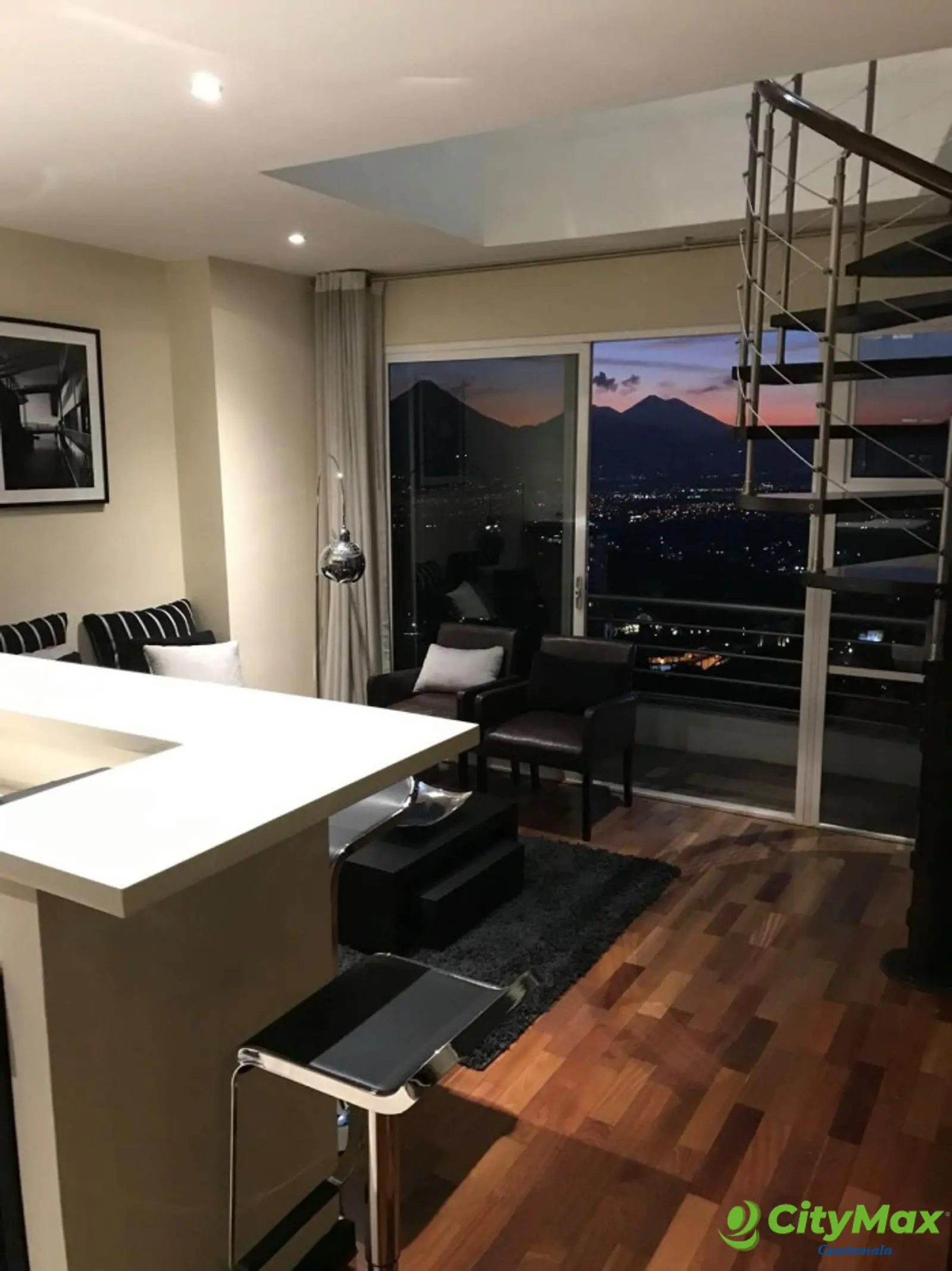 VENDO Apartamento tipo Loft amueblado cercano Zona 15 - foto 16