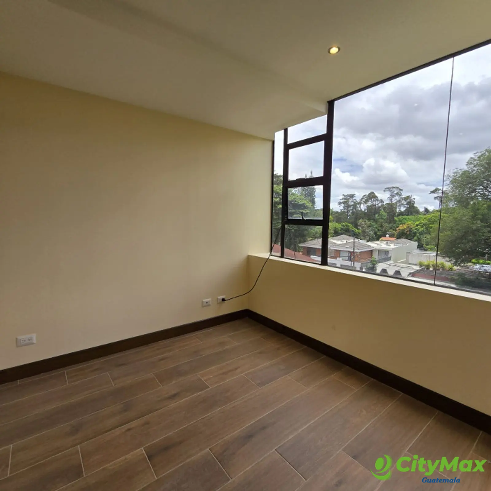 En venta apartamento en Oakland zona 10 Guatemala - foto 21