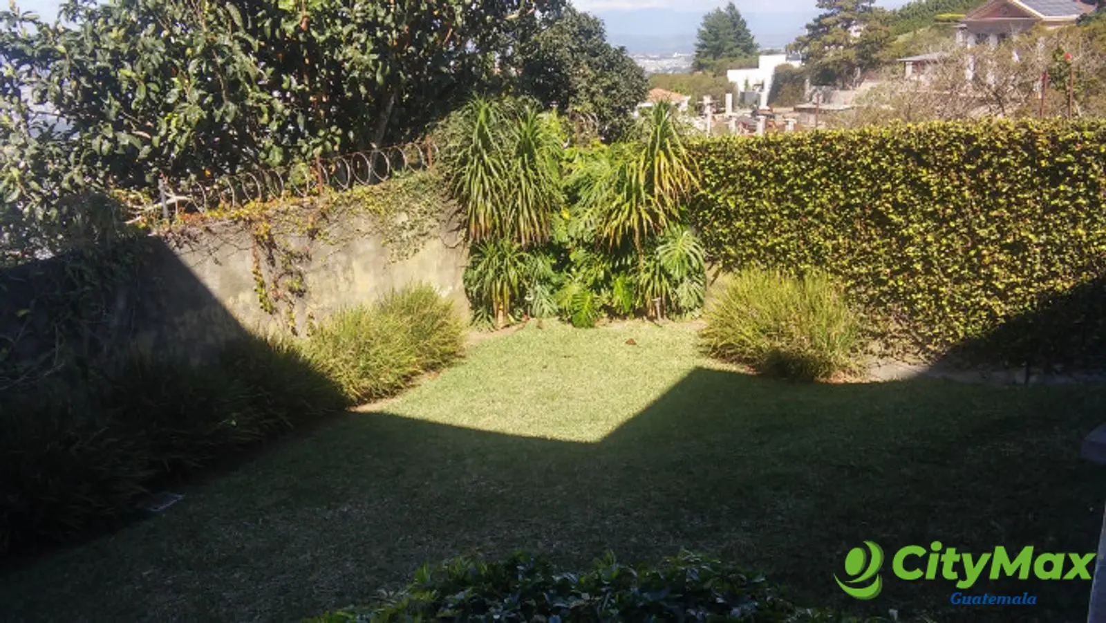 Bella casa en venta en KM 9.5 CES ALTOS DE MONTEBELLO - foto 5