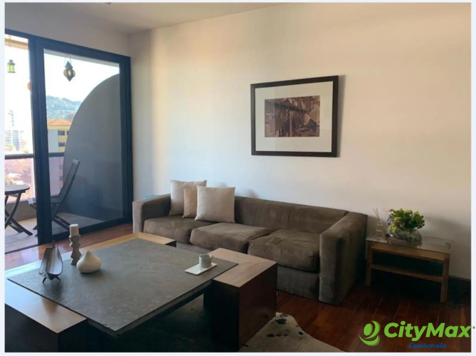 En Alquiler Apartamento amueblado en Zona 10 - foto 7