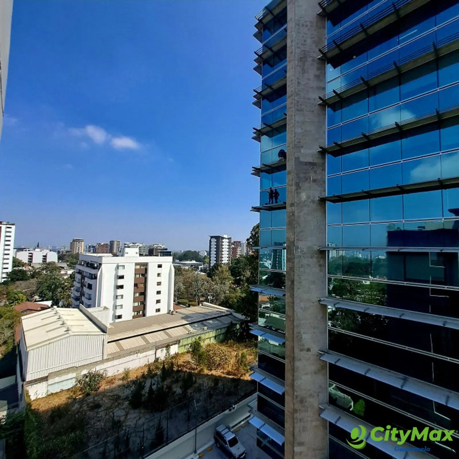 Apartamento en renta zona 15 VH2 - foto 4