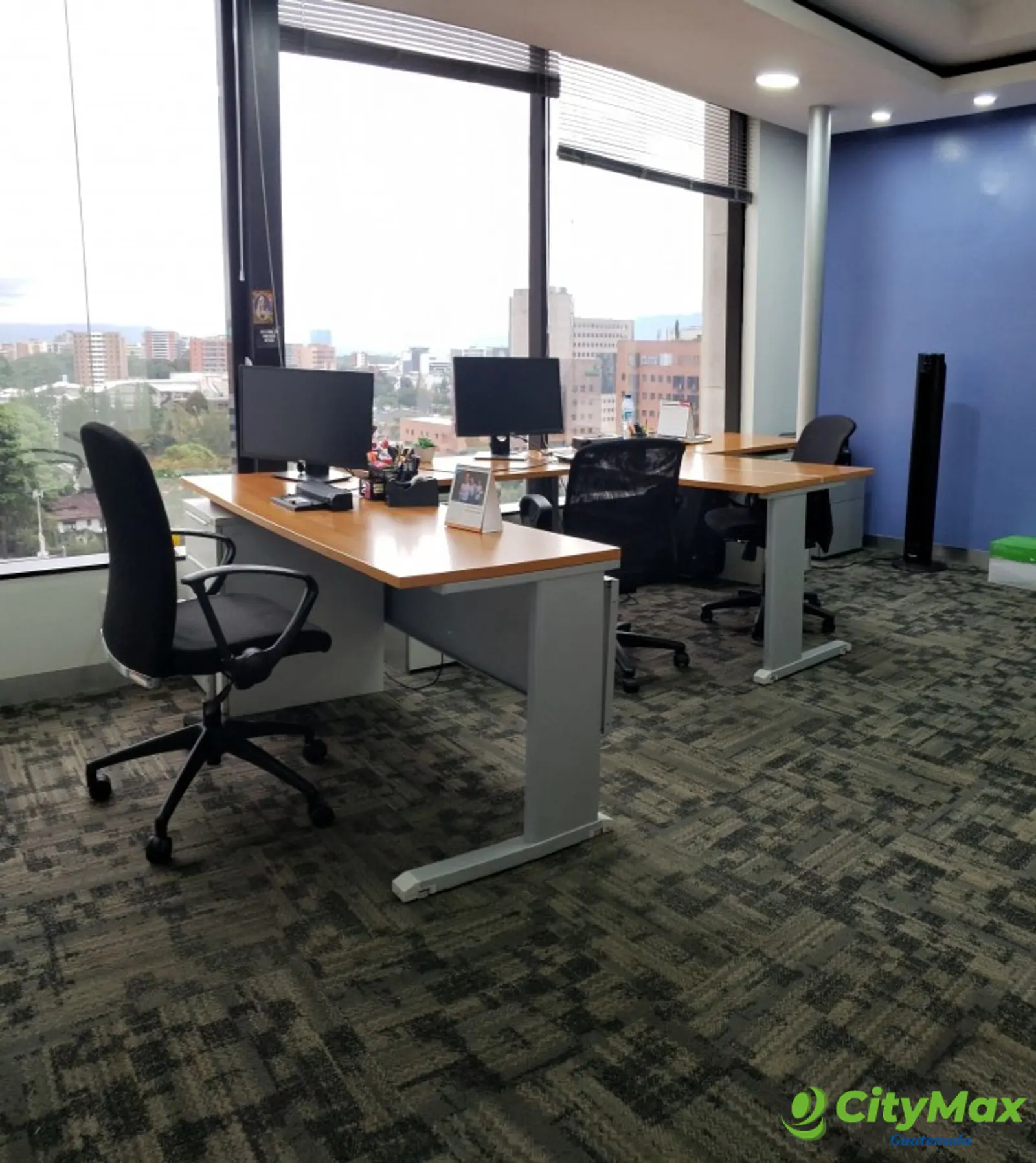 En Venta oficinas Alquiladas en zona 10 Guatemala - foto 11