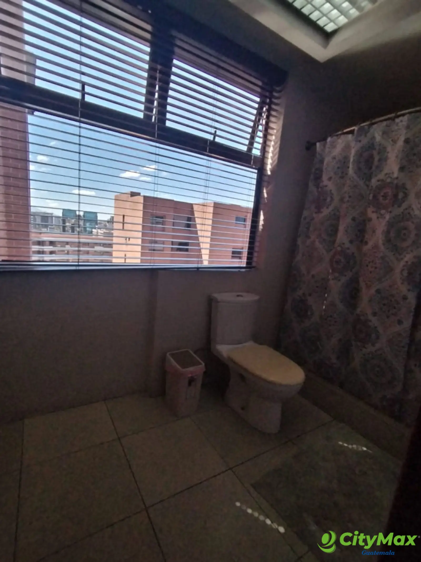 En venta Penthouse zona 10 Guatemala - foto 28