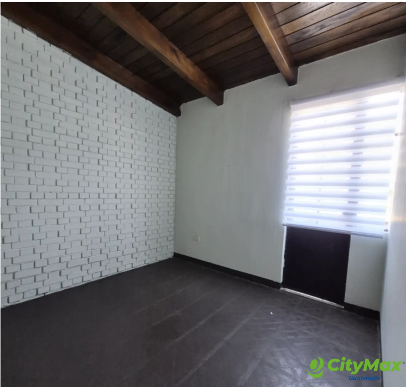 Casa para oficinas en alquiler en zona 15 Guatemala - foto 4