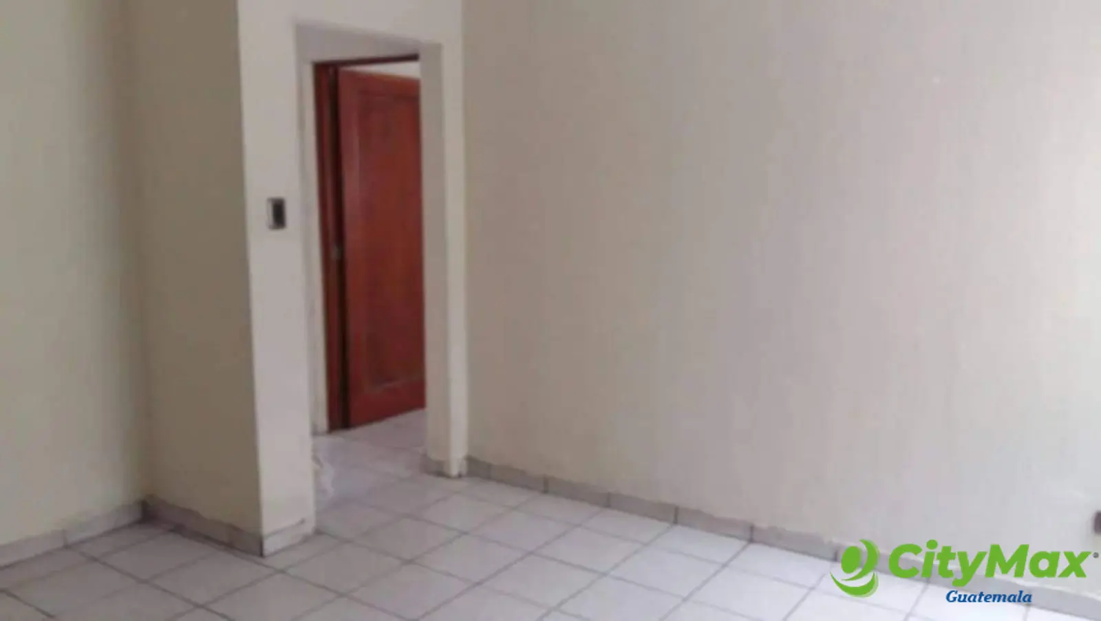  casa EN ALQUILER uso comercial  Zona 9 Guatemala - foto 3