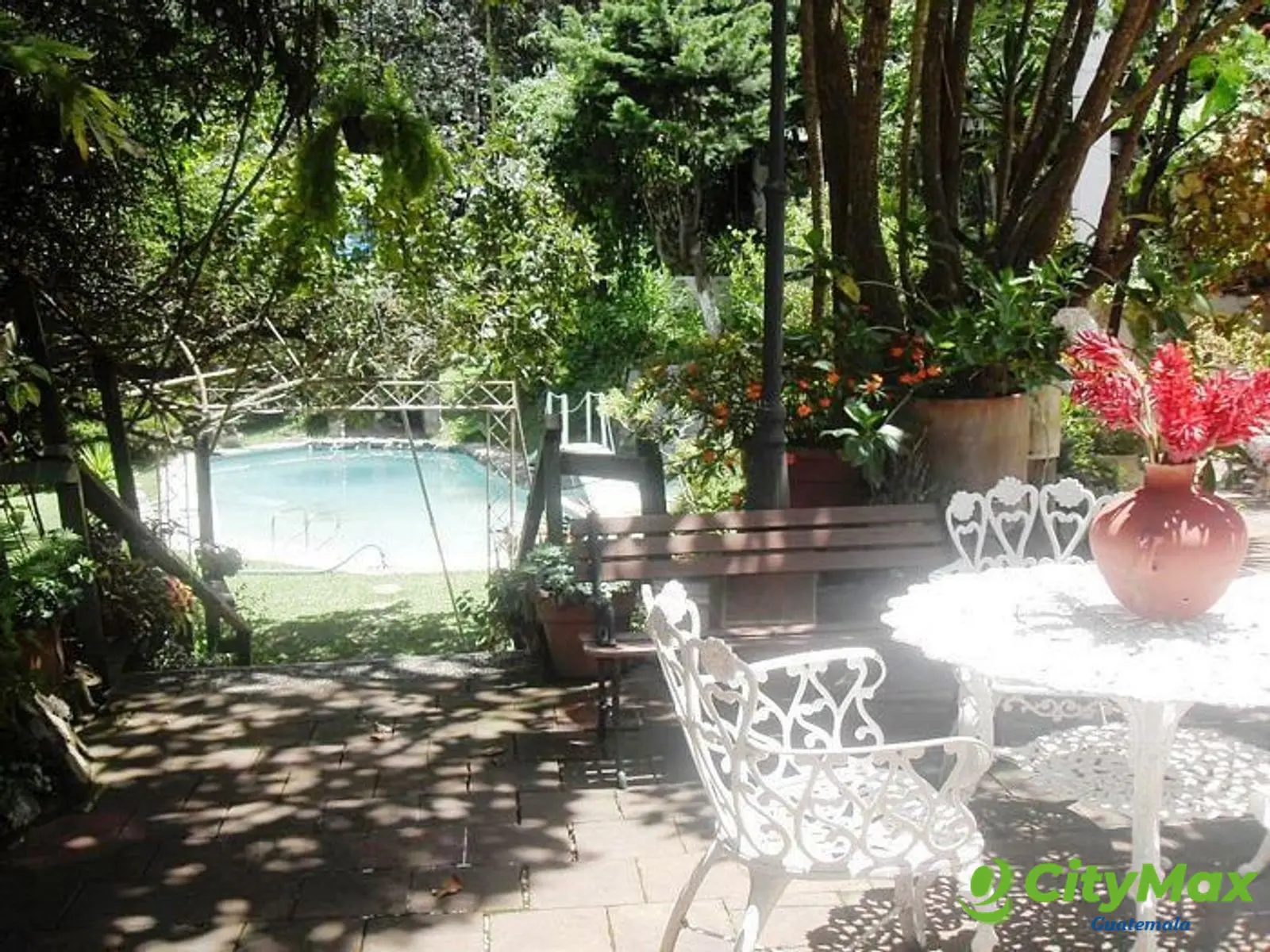 IMPRESIONANTE CASA EN VENTA EL ENCINAL GUATEMALA - foto 3