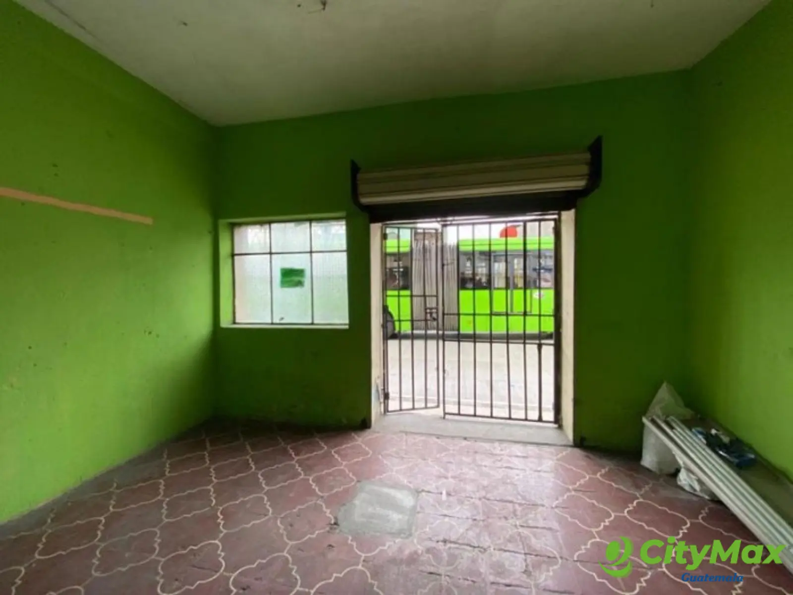 Casa en Venta de uso Comercial en zona 6 Guatemala - foto 2