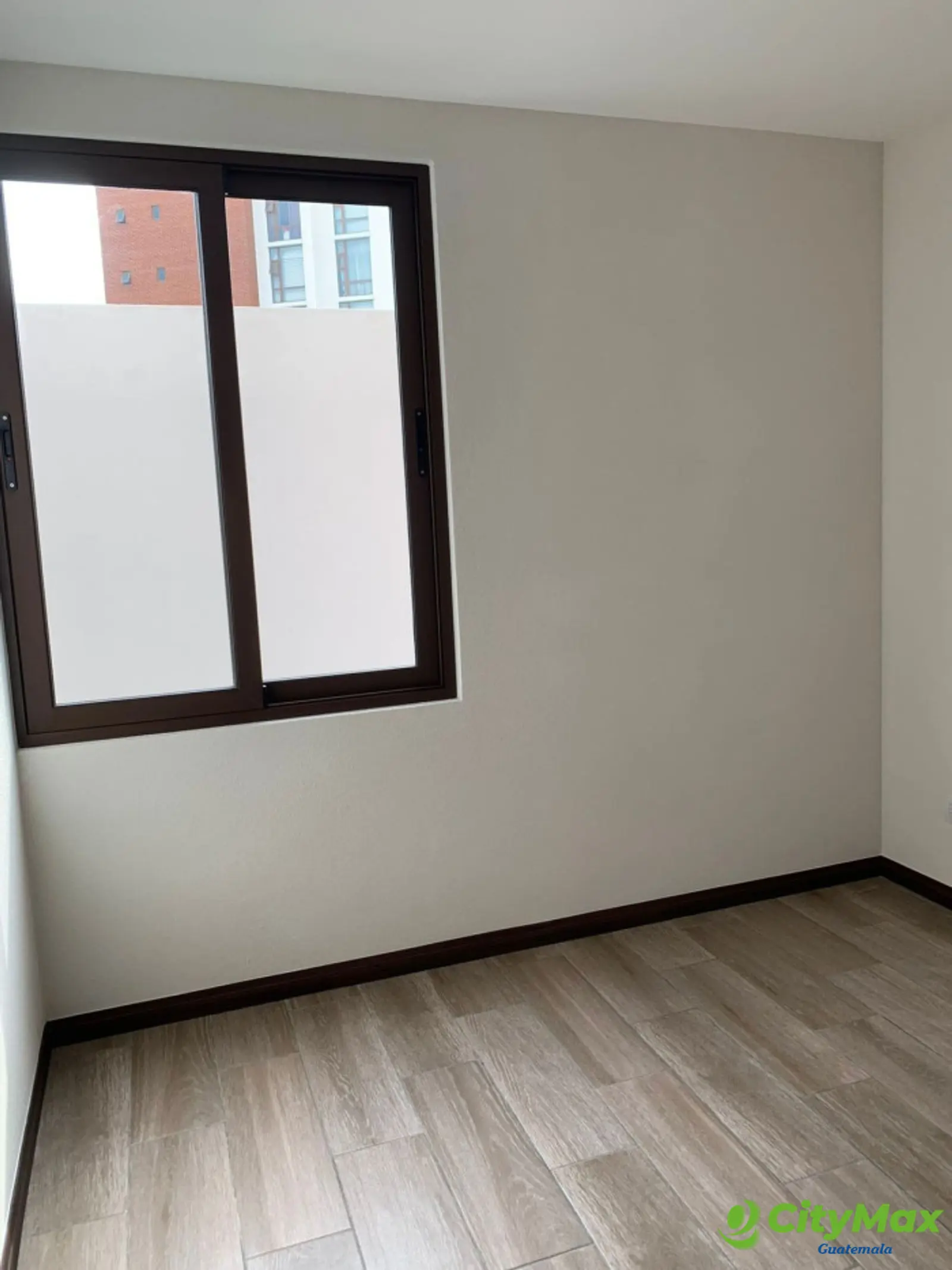 En venta apartamento San Isidro 20-21 Zona 16 - foto 15