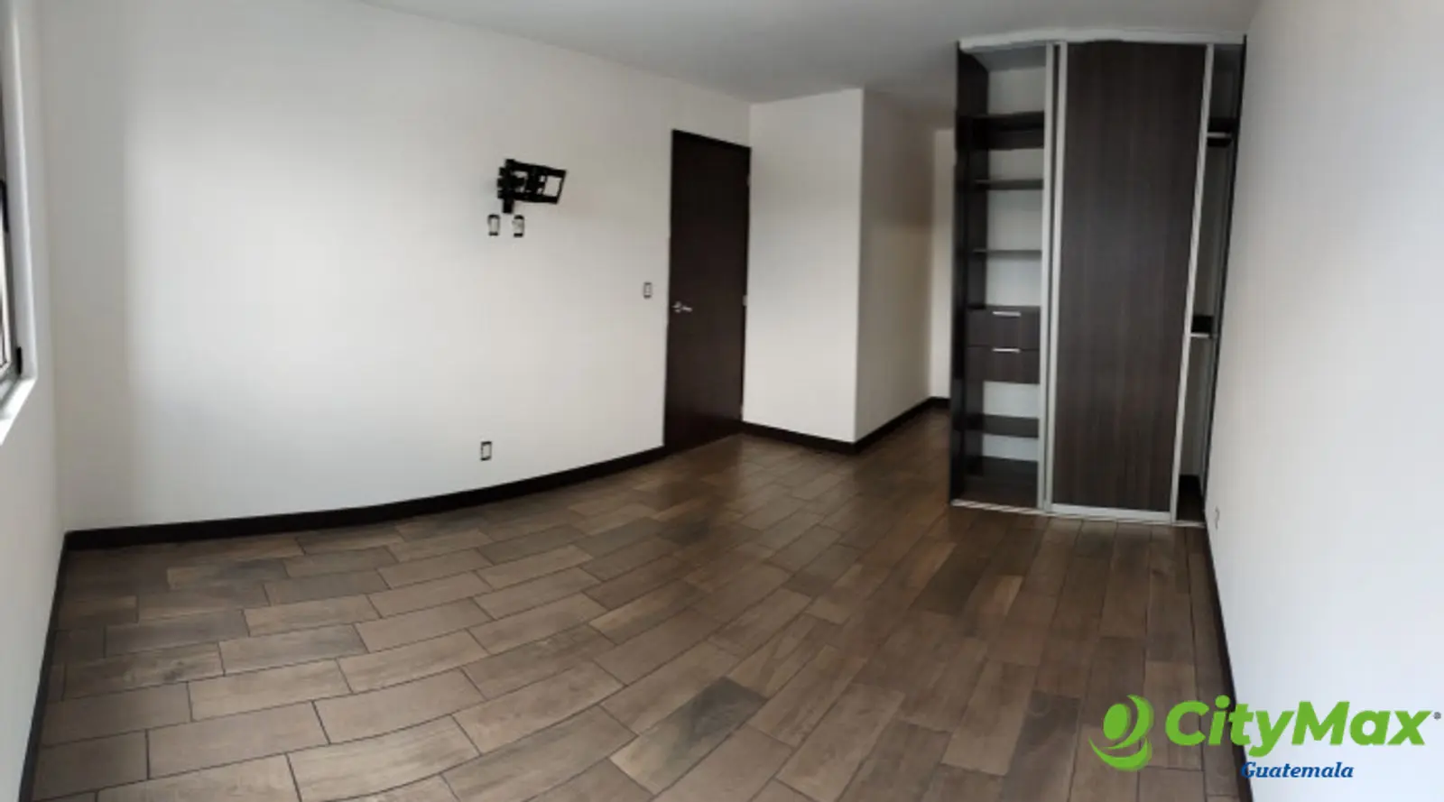 Apartamento en Renta en Zona 10 Edificio Verona - foto 6