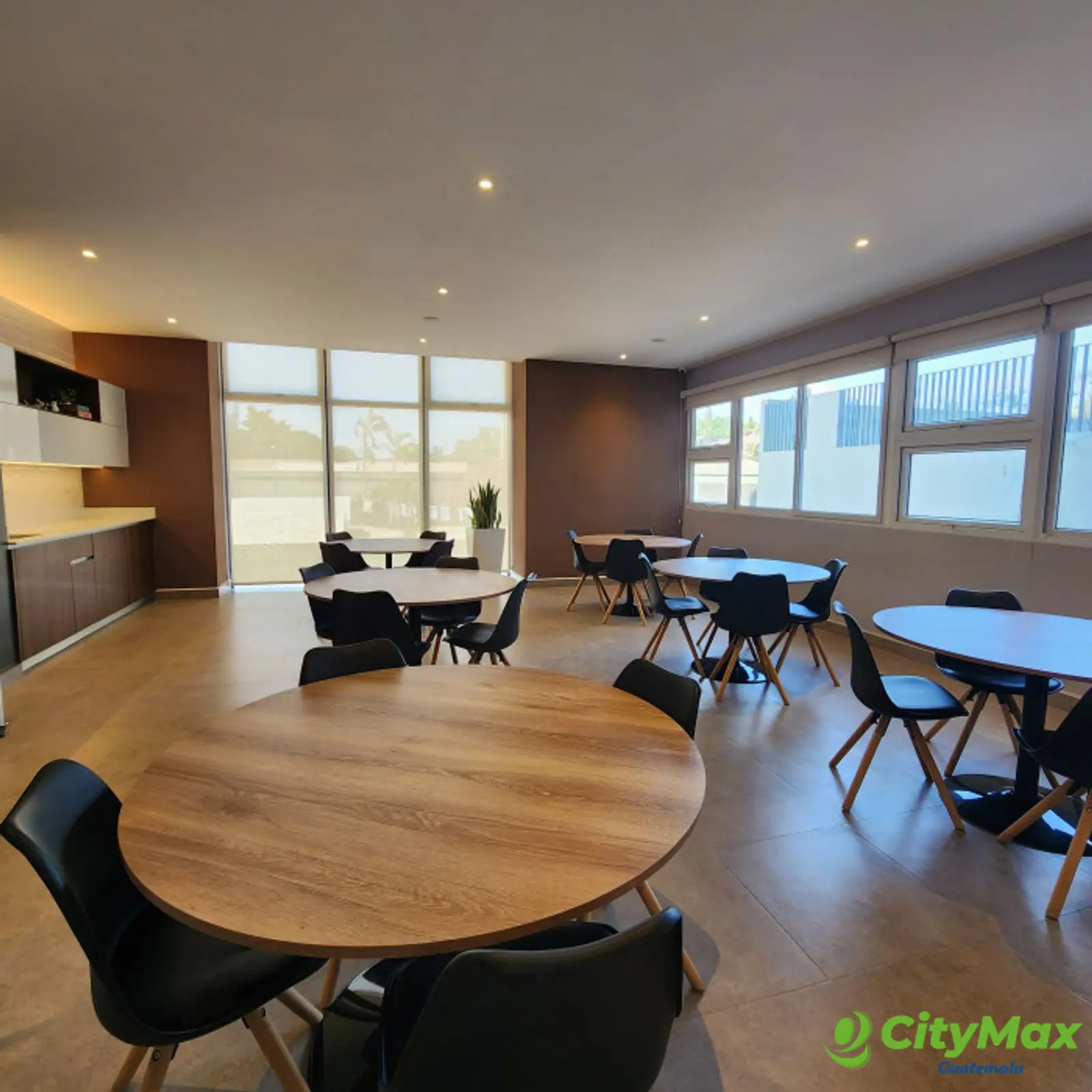 Apartamento en renta Parque San Jorge Zona 11 Guatemala - foto 4