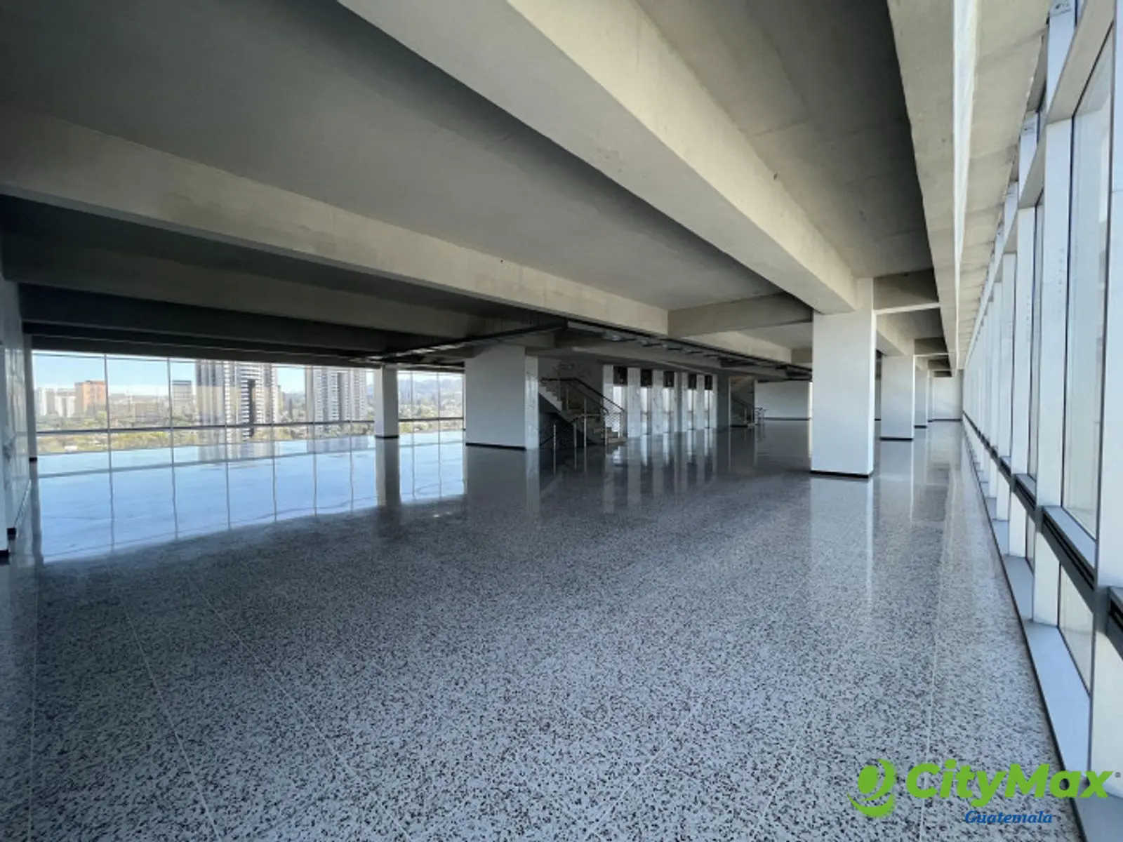 EDIFICIO EN RENTA CON 8,000M2 BOULEVAR PROCERES ZONA 10 - foto 10