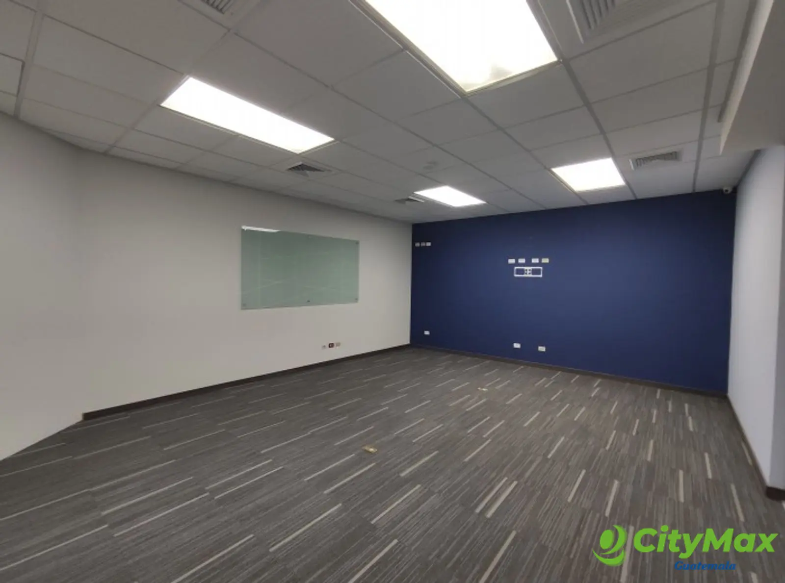 En VENTA OFICINA en Zona Pradera zona 10 Guatemala - foto 16