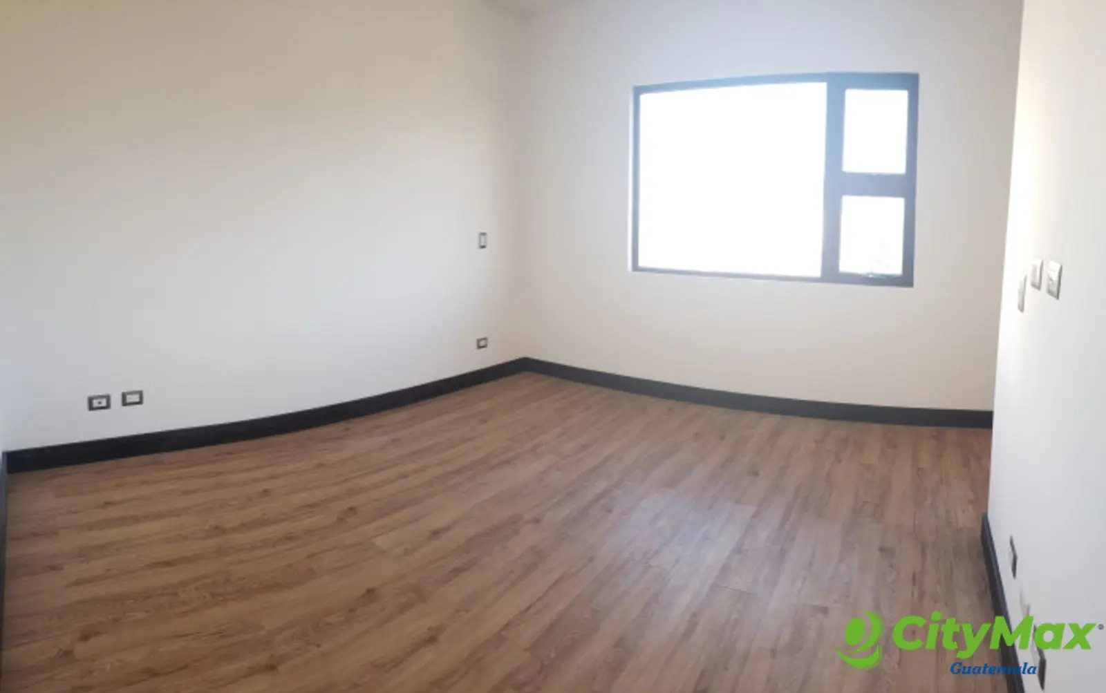 Apartamento en Zona 10 ALQUILER - foto 8