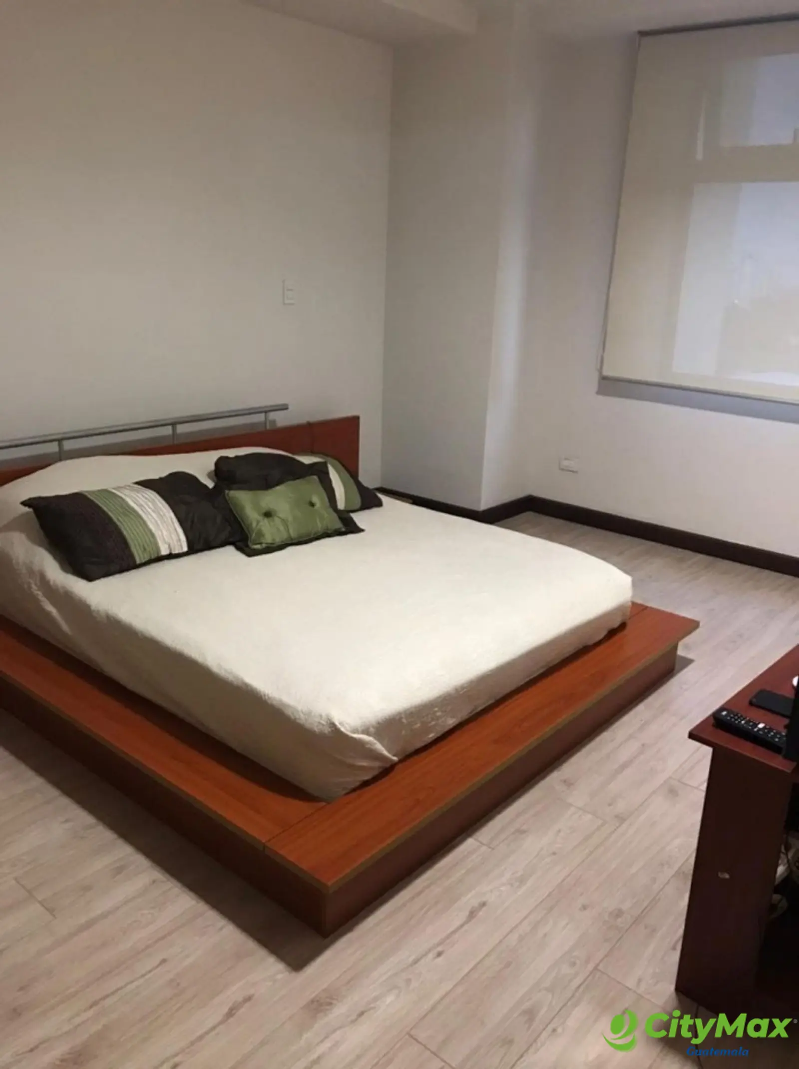 Apartamento en venta en edificio Veinti4 zona 10  - foto 5