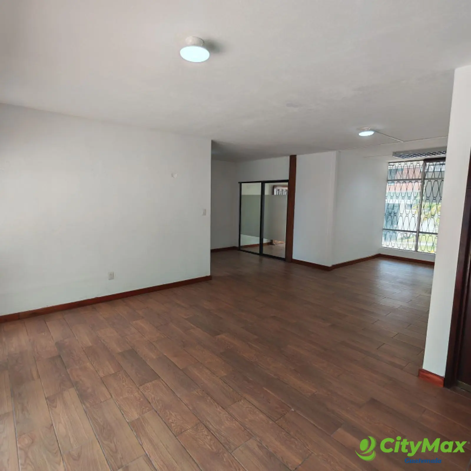 Casa ideal Oficinas en Renta zona 14 - foto 17