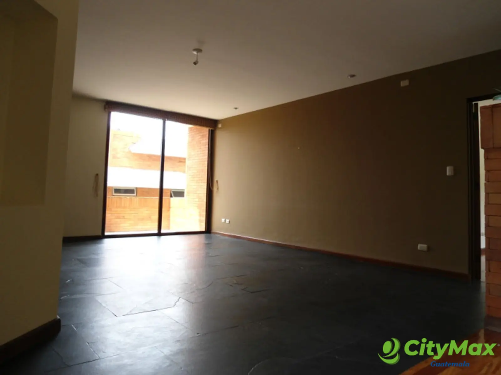 Residencia en condominio en venta Km. 16.5 Guatemala - foto 9