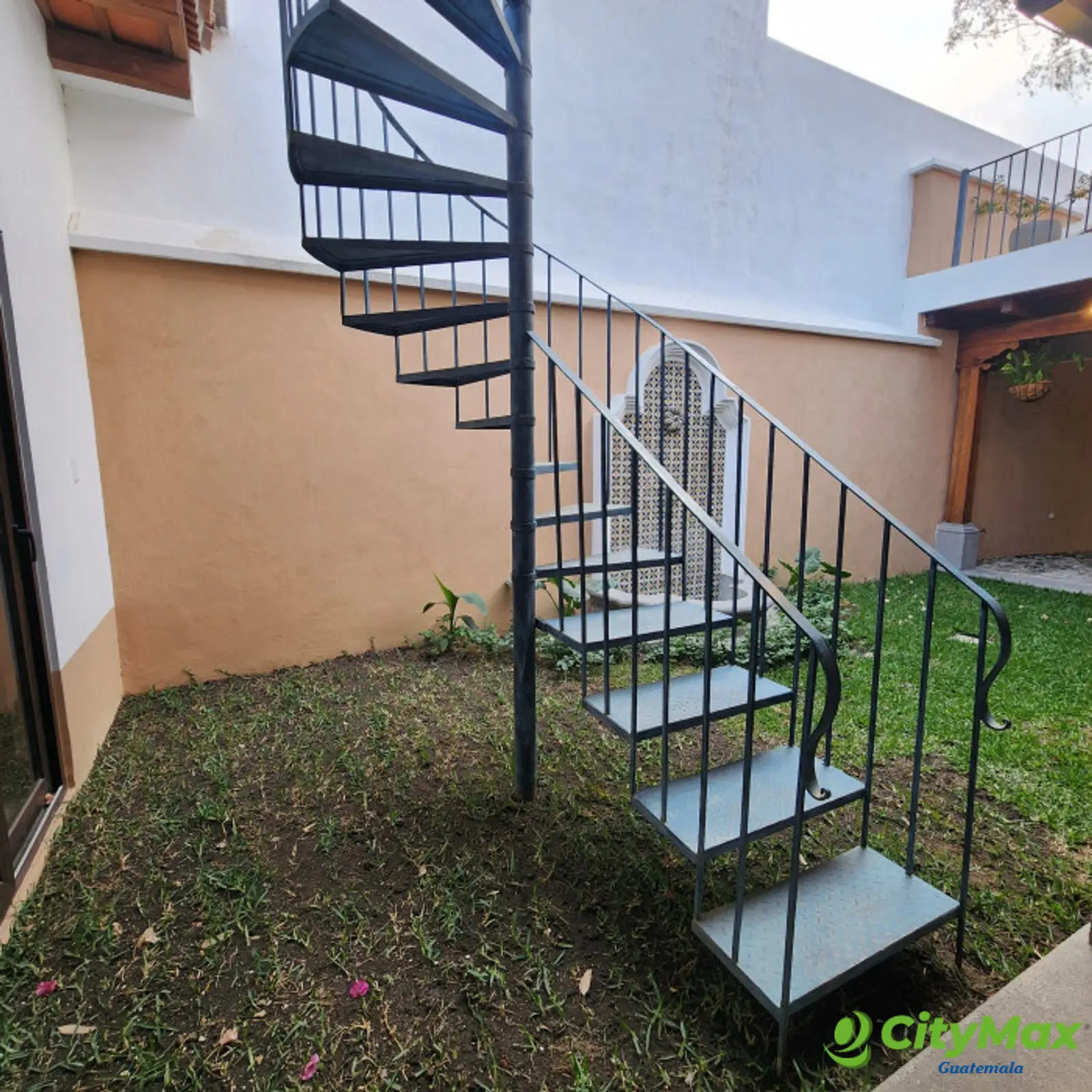 Hermosa casa en venta en Antigua Guatemala - foto 17