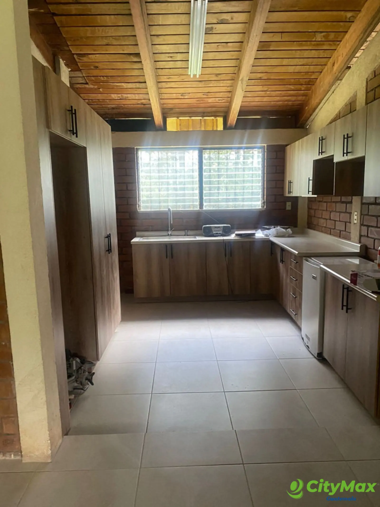 Granja con casa 25 mil varas de jardin en Venta - foto 20