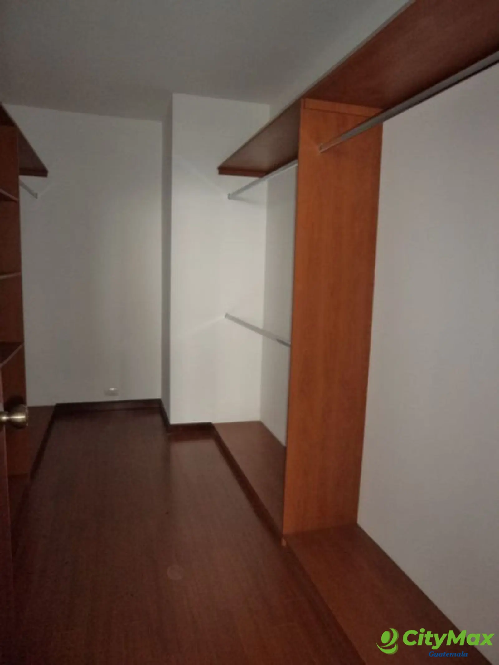 apartamento a la venta en zona 15 VH II - foto 8