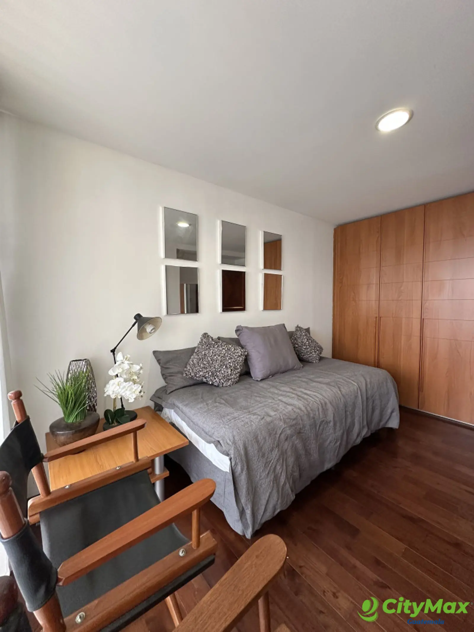 en Venta apartamento Amueblado y Equipado en la zona 10 - foto 8