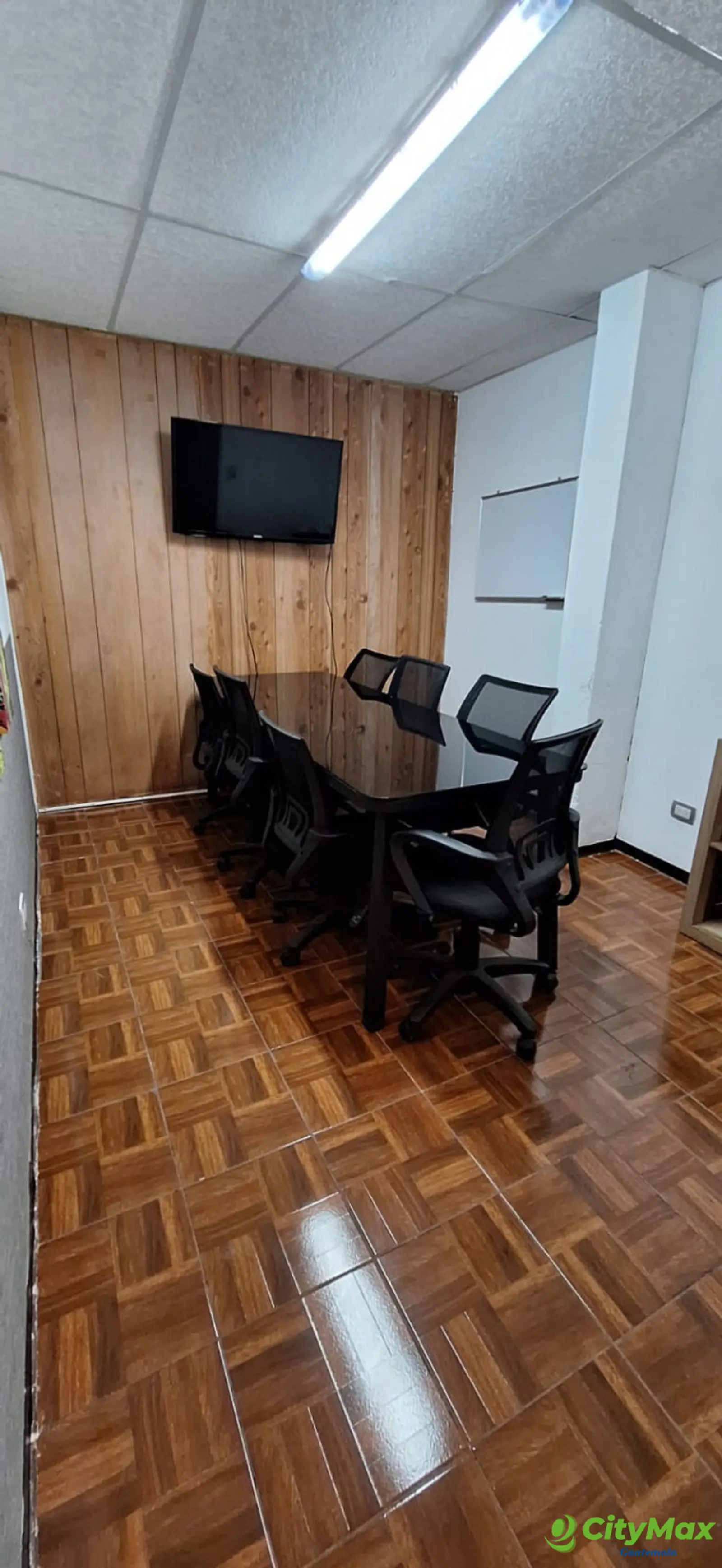 Oficinas en renta zona 10 Boulevard Los proceres - foto 5