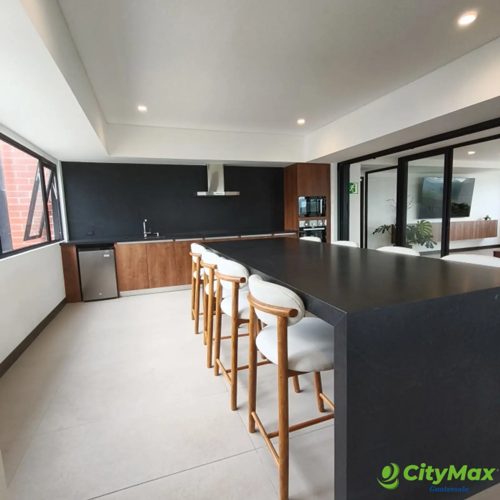 Apartamento en renta en zona 13 Edificio Inara Américas - foto 14