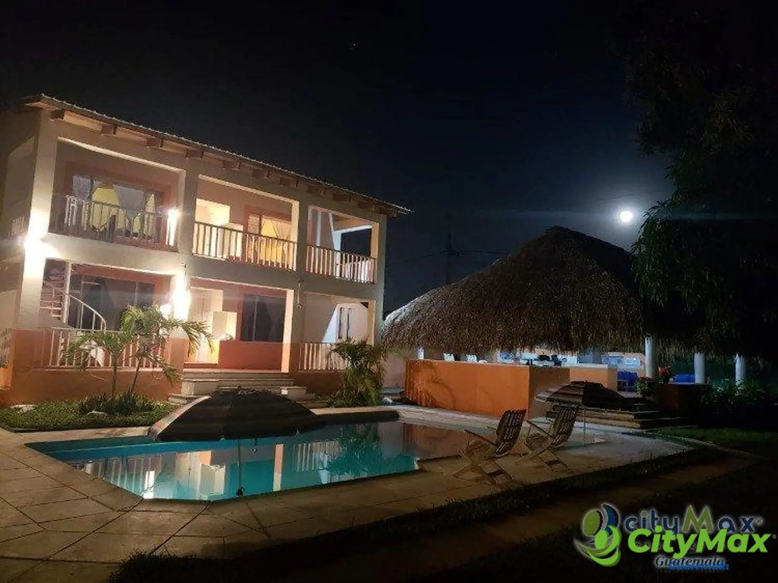 Casa con piscina en venta en Iztapa Escuintla - foto 3