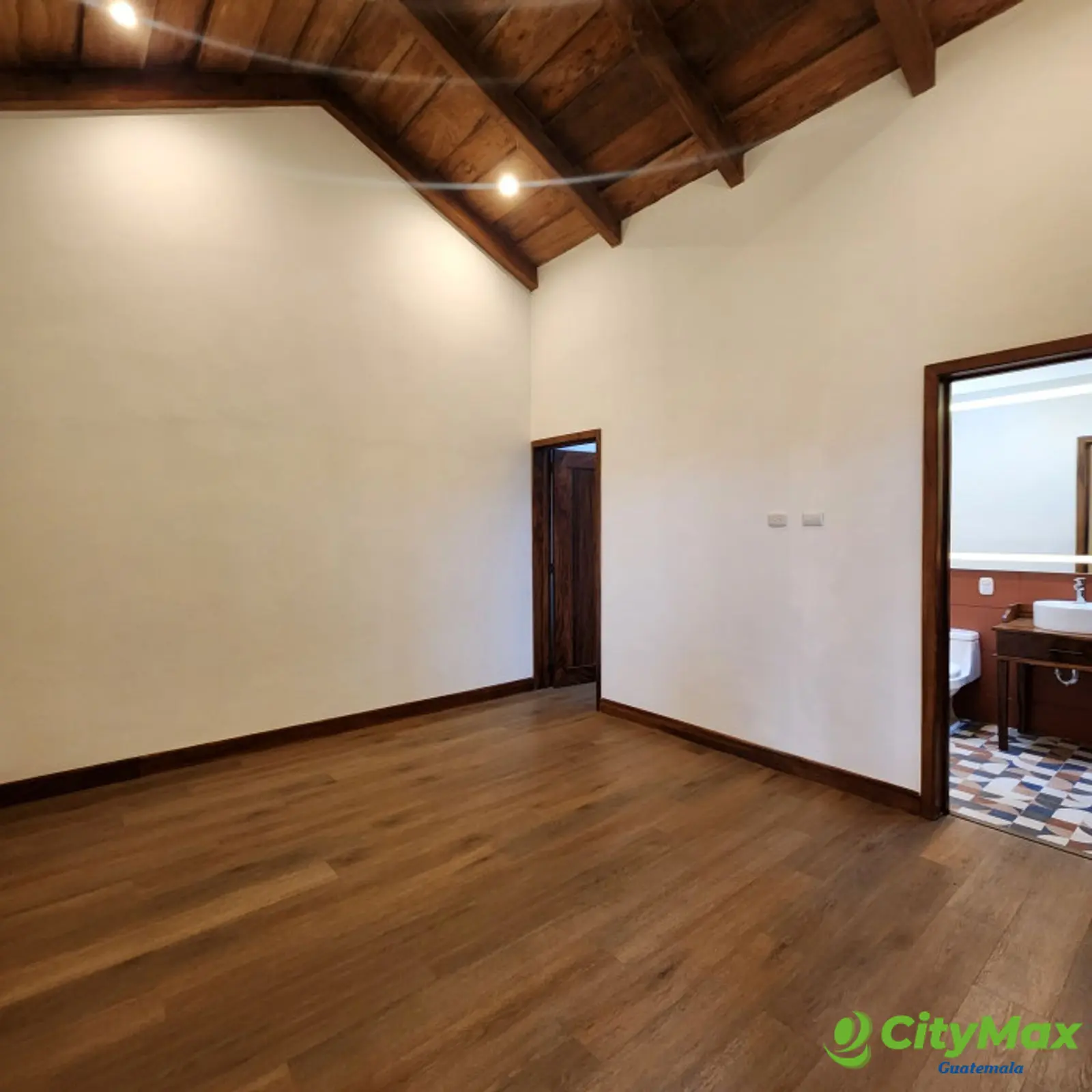 Hermosa casa en venta en Antigua Guatemala - foto 13