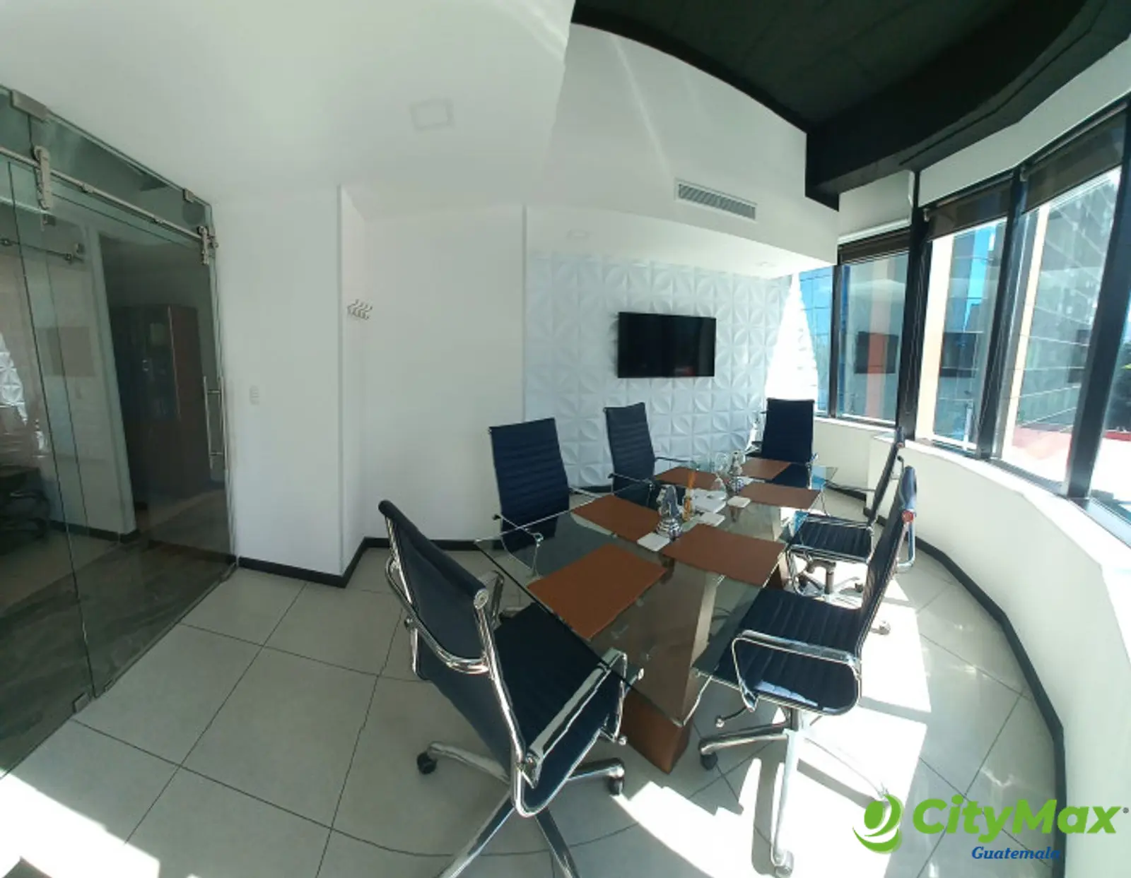 Oficina en Renta en la zona 14 Europlaza - foto 5