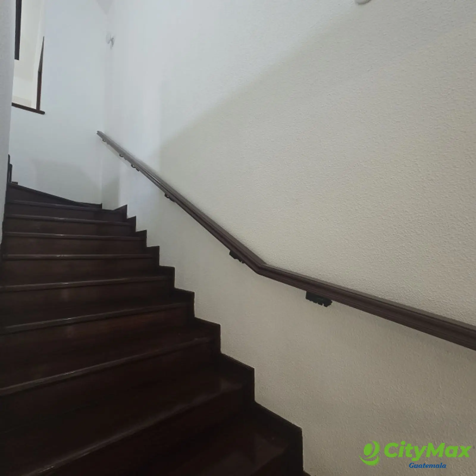 Alquiler hermosa casa en condominio en zona 10 - foto 5