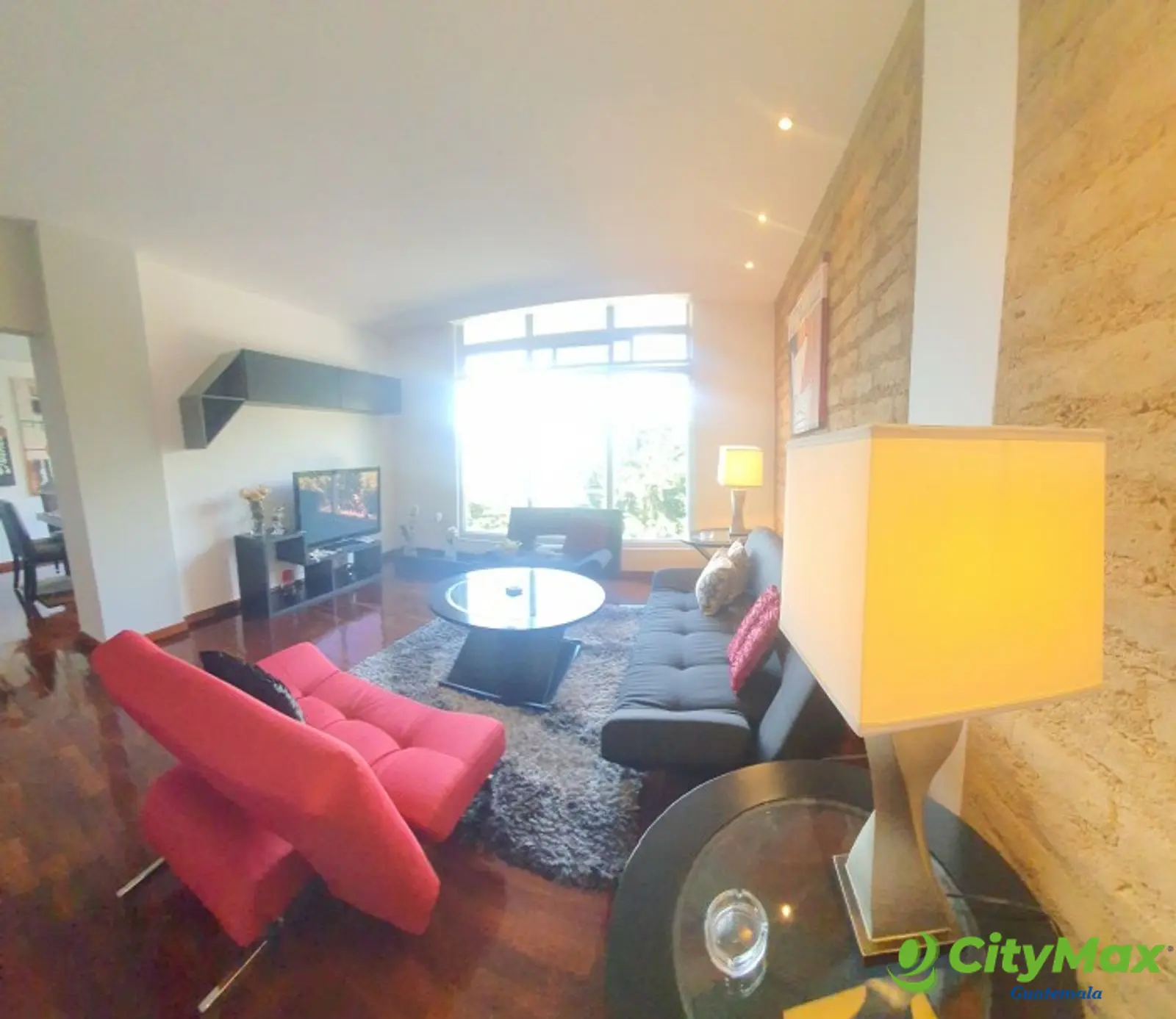 En Renta y Venta Apartamento cercano a Zona 15 - 20221031_103707.jpg
