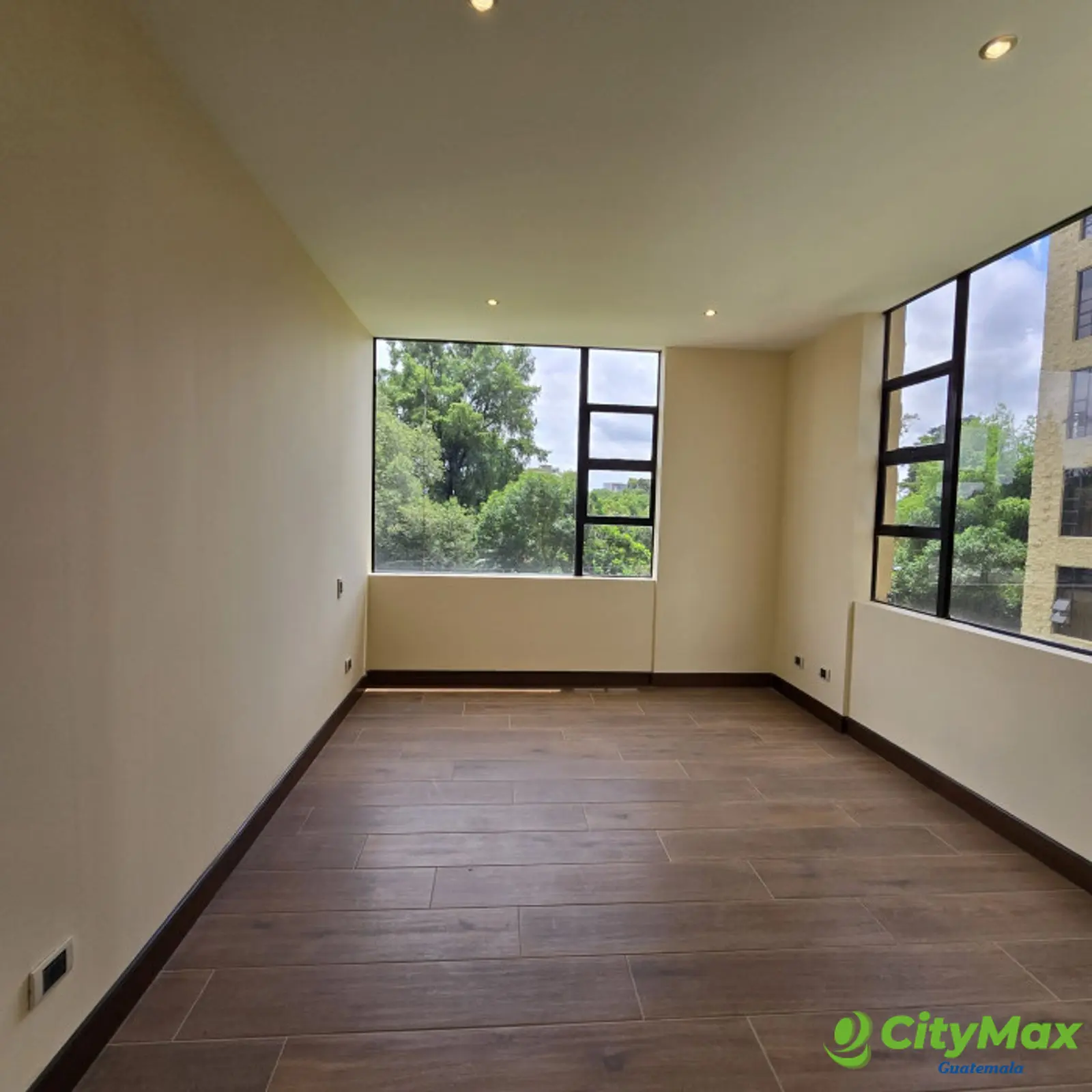 En venta apartamento en Oakland zona 10 Guatemala - foto 11