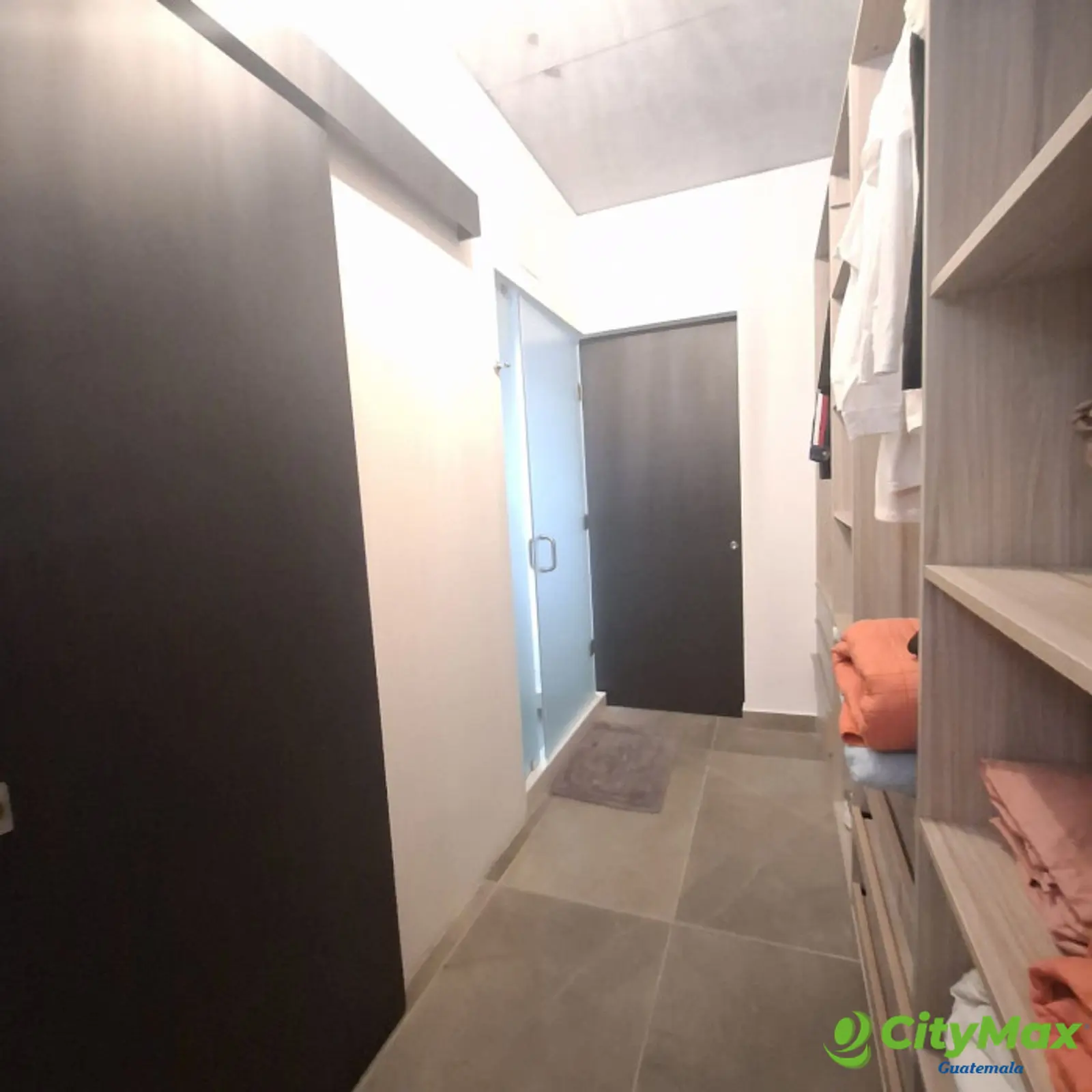 En Venta apartamento 1 habitación Shift Cayala - foto 9