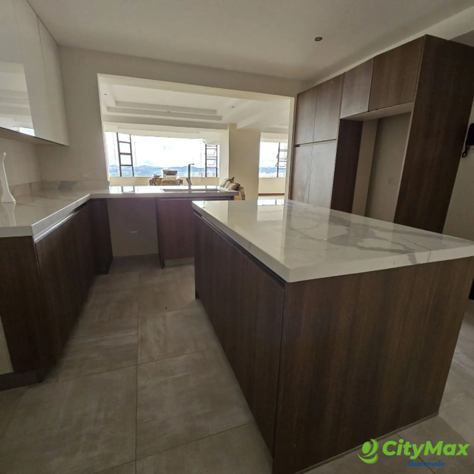 En Venta Apartamento en Zona 10 cercano a Oackland Z 10 - foto 10
