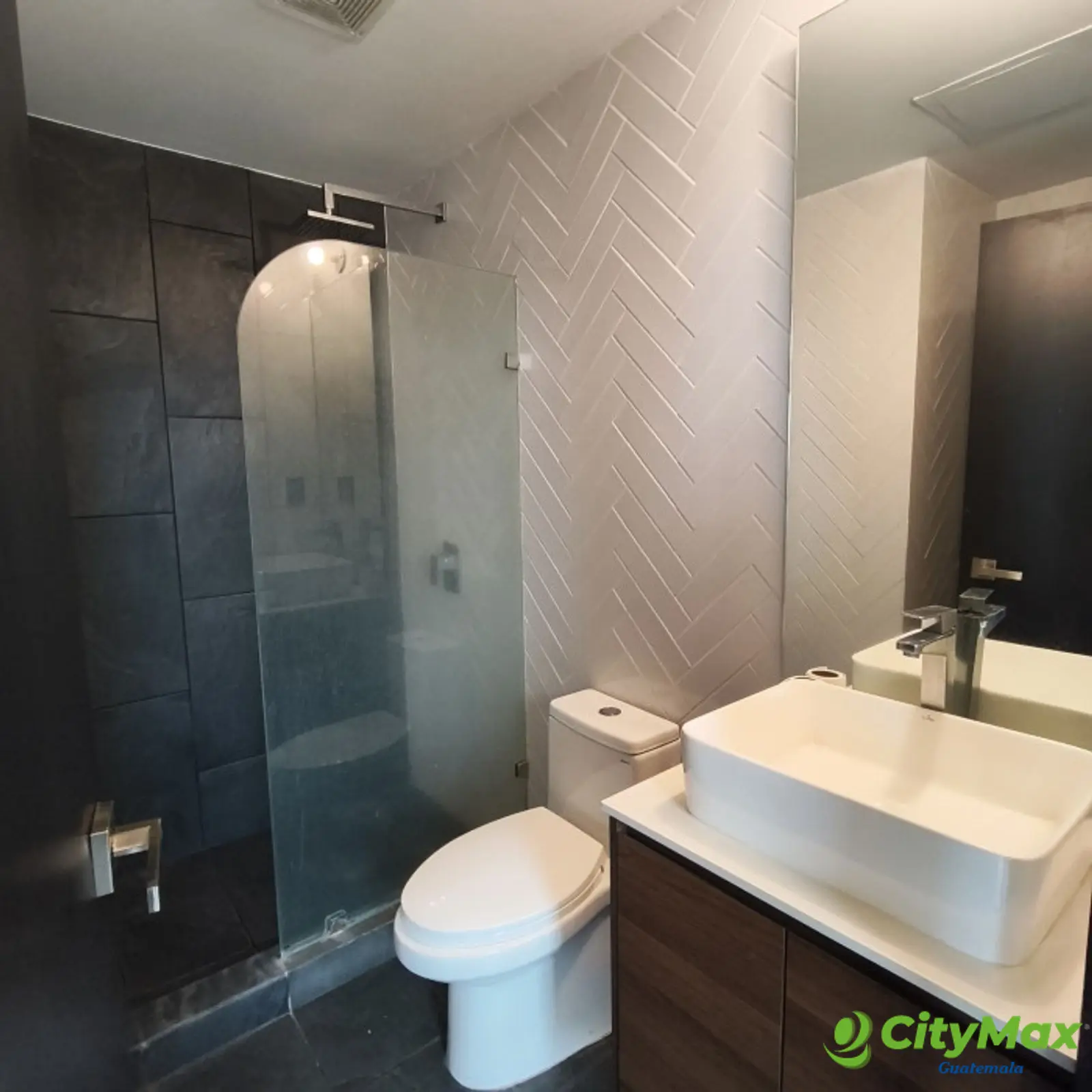 Apartamento en Renta en Zona 10 Ideal AIRBNB  - foto 9