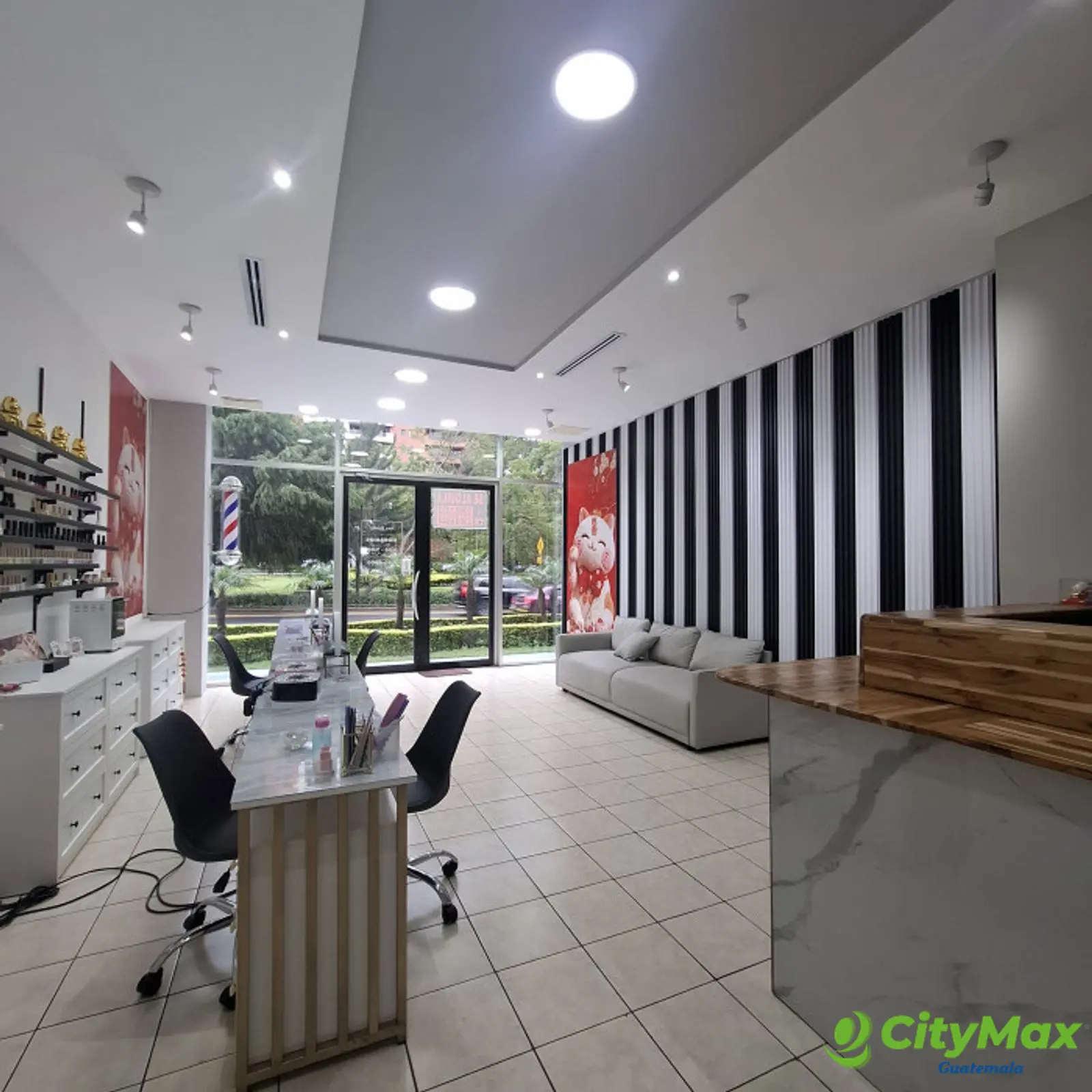 En renta Local comercial Américas zona 13 para salón - foto 2