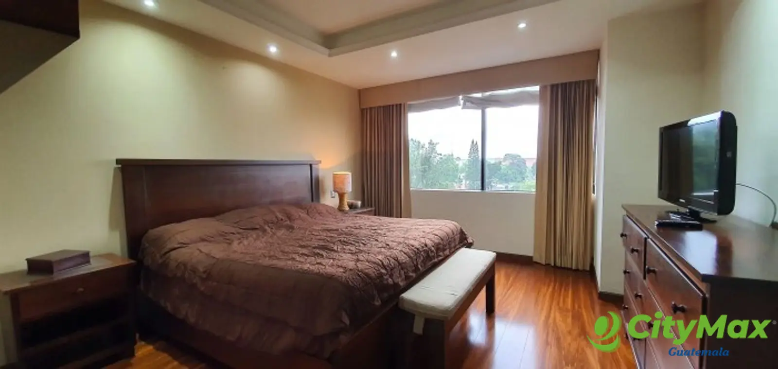 En Alquiler Apartamento Amueblado en Zona 10 Guatemala - foto 17