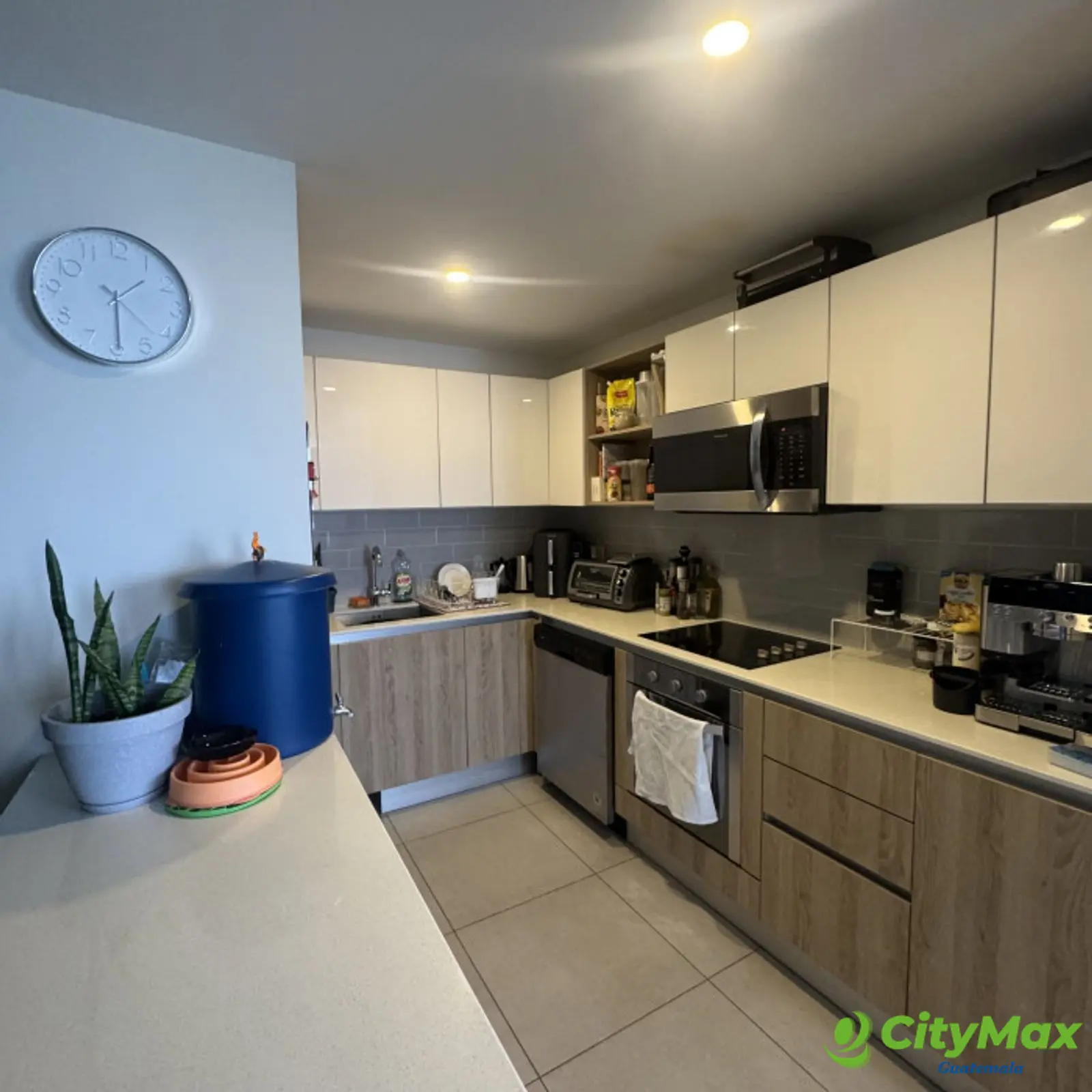 Apartamento en Venta y Renta Mira zona 10 Guatemala - foto 6