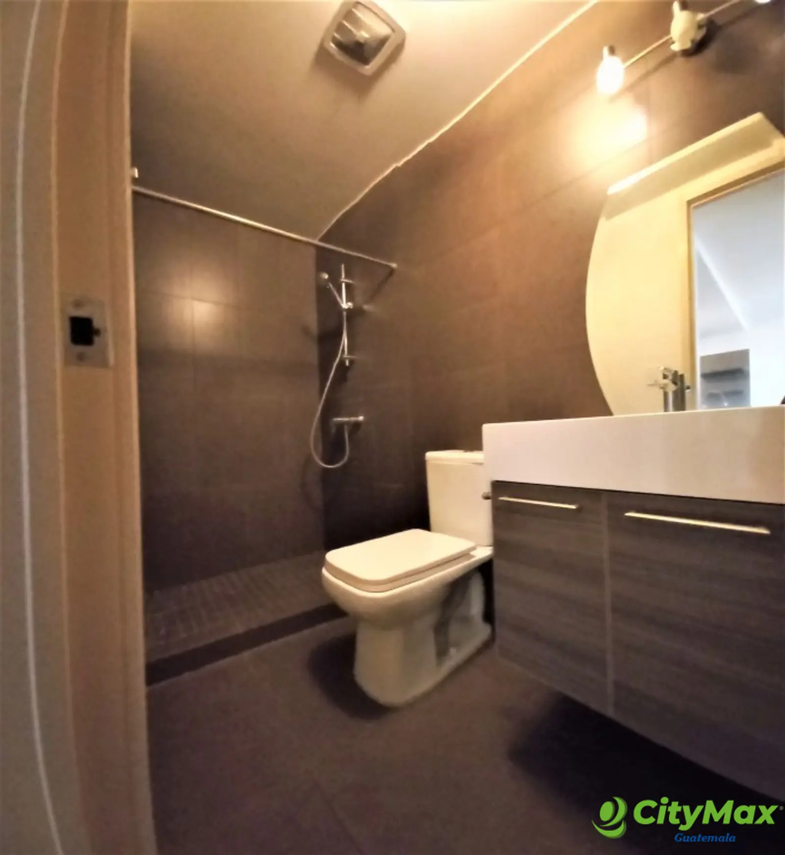 Apartamento Venta en Zona 10 - foto 7