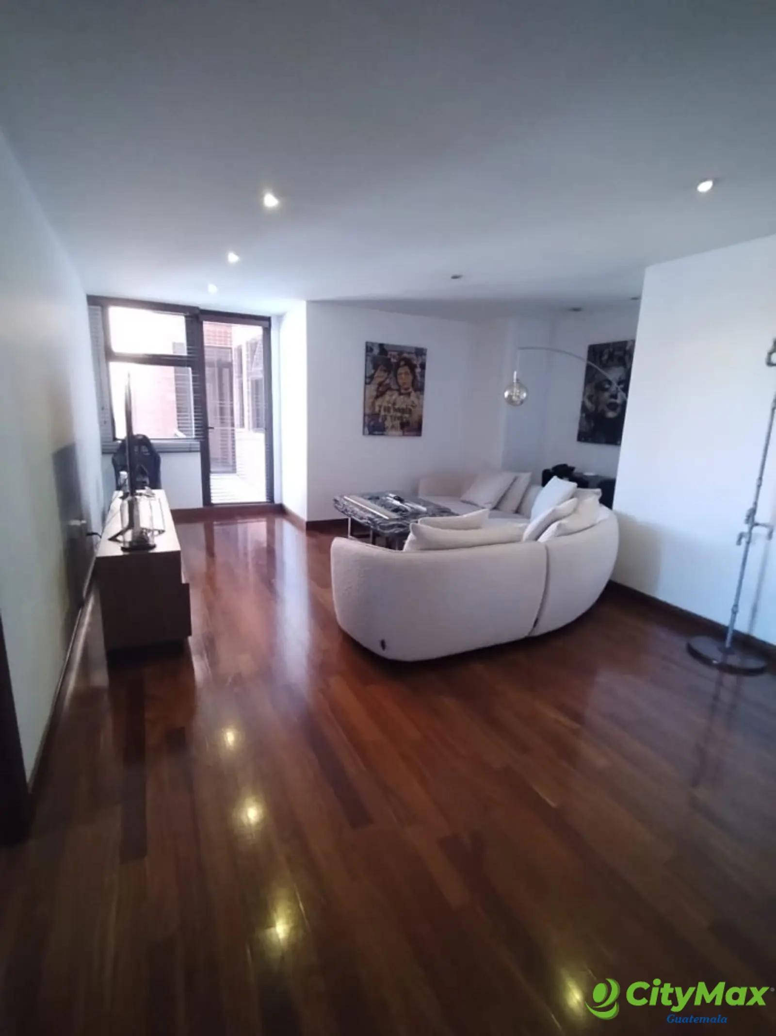 En venta Penthouse zona 10 Guatemala - foto 16