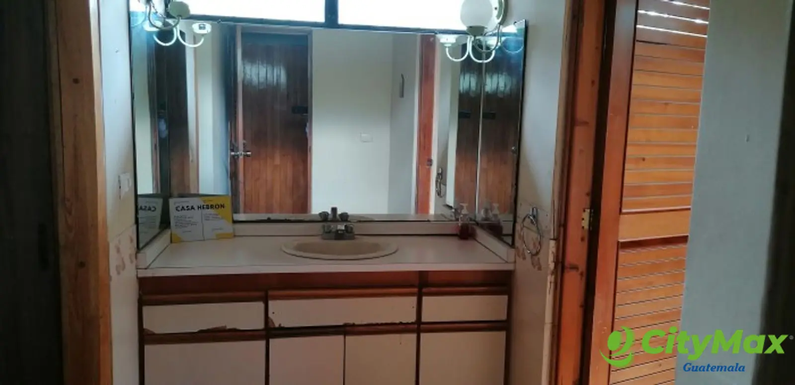 Venta Chalet terreno grande Amatitlan 10000 vrs - foto 6