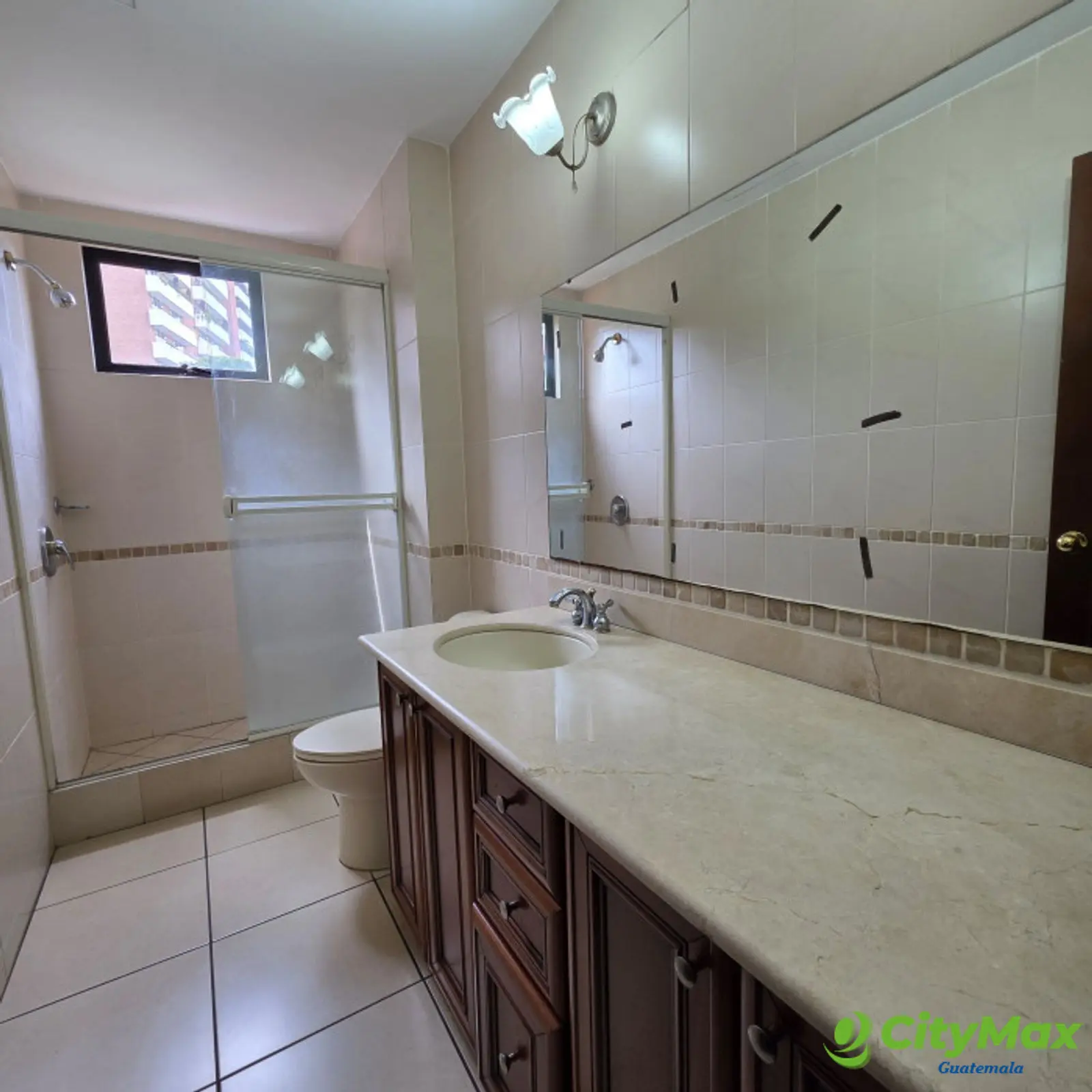 Apartamento En Renta en Zona 10 Altos De Santa Clara - foto 19