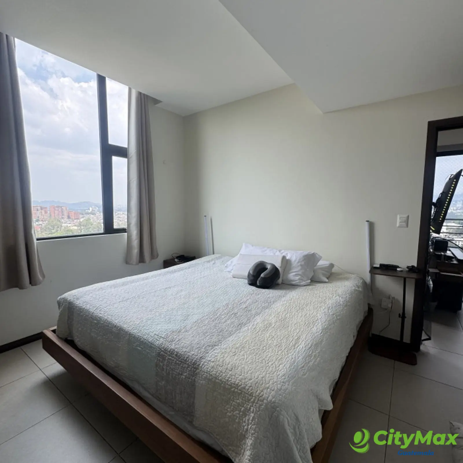 Apartamento en Venta y Renta Mira zona 10 Guatemala - foto 12